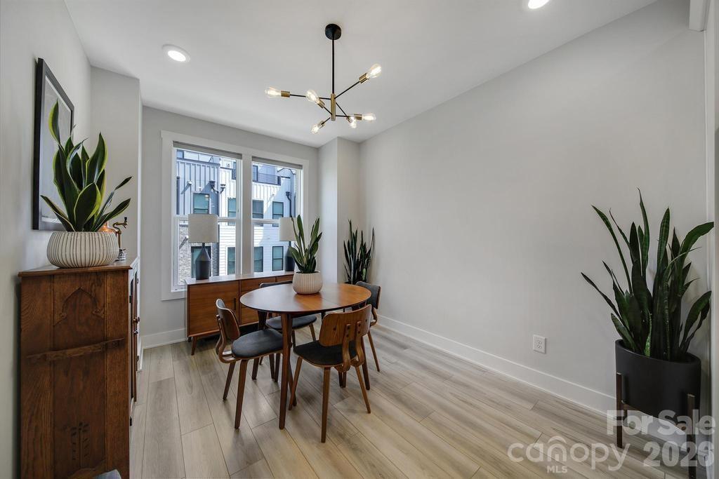 5007 Tiny Lane