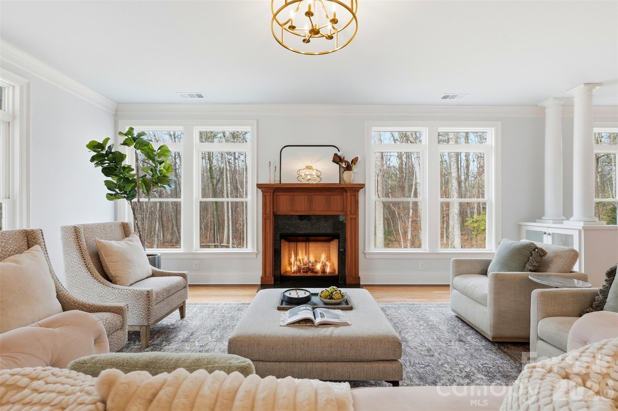 2698 Oakhurst Drive