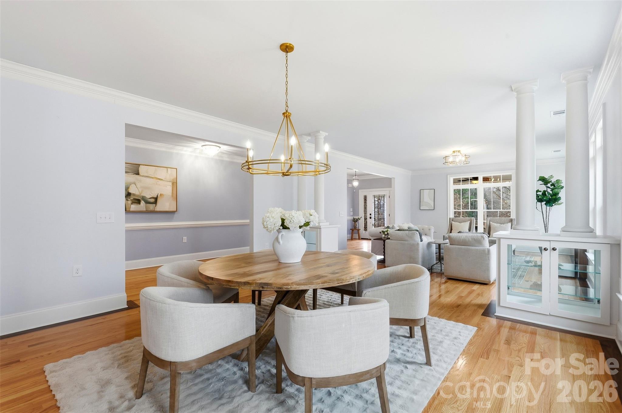 2698 Oakhurst Drive
