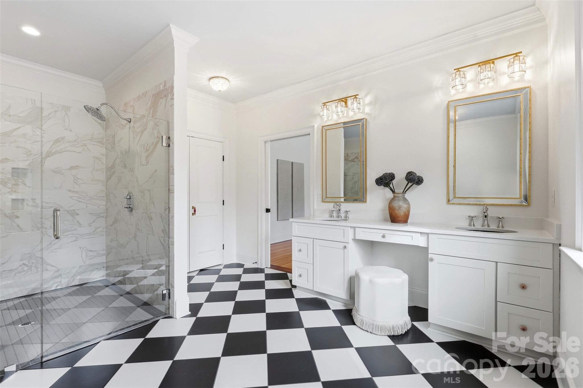 2698 Oakhurst Drive