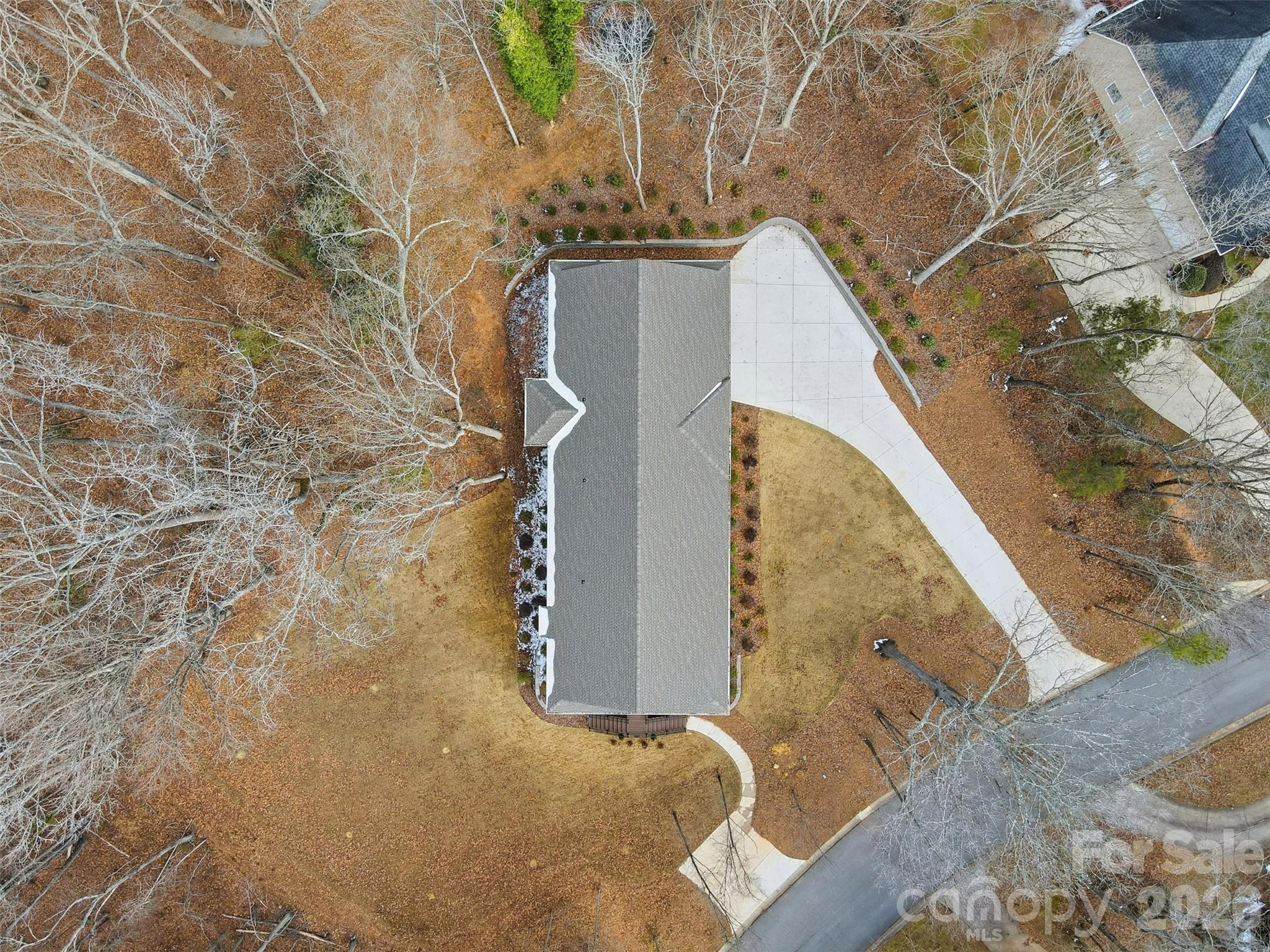 2698 Oakhurst Drive