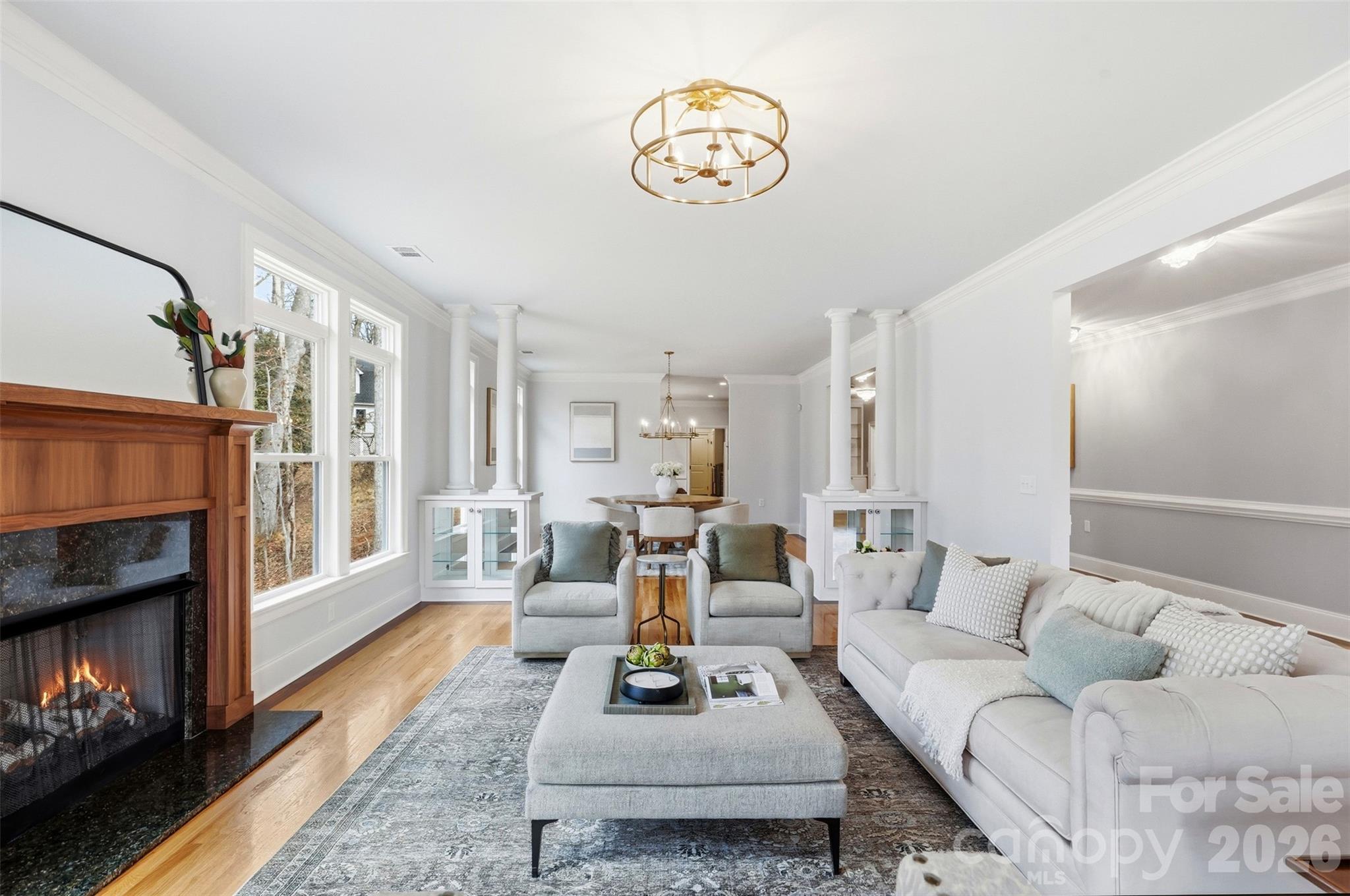 2698 Oakhurst Drive