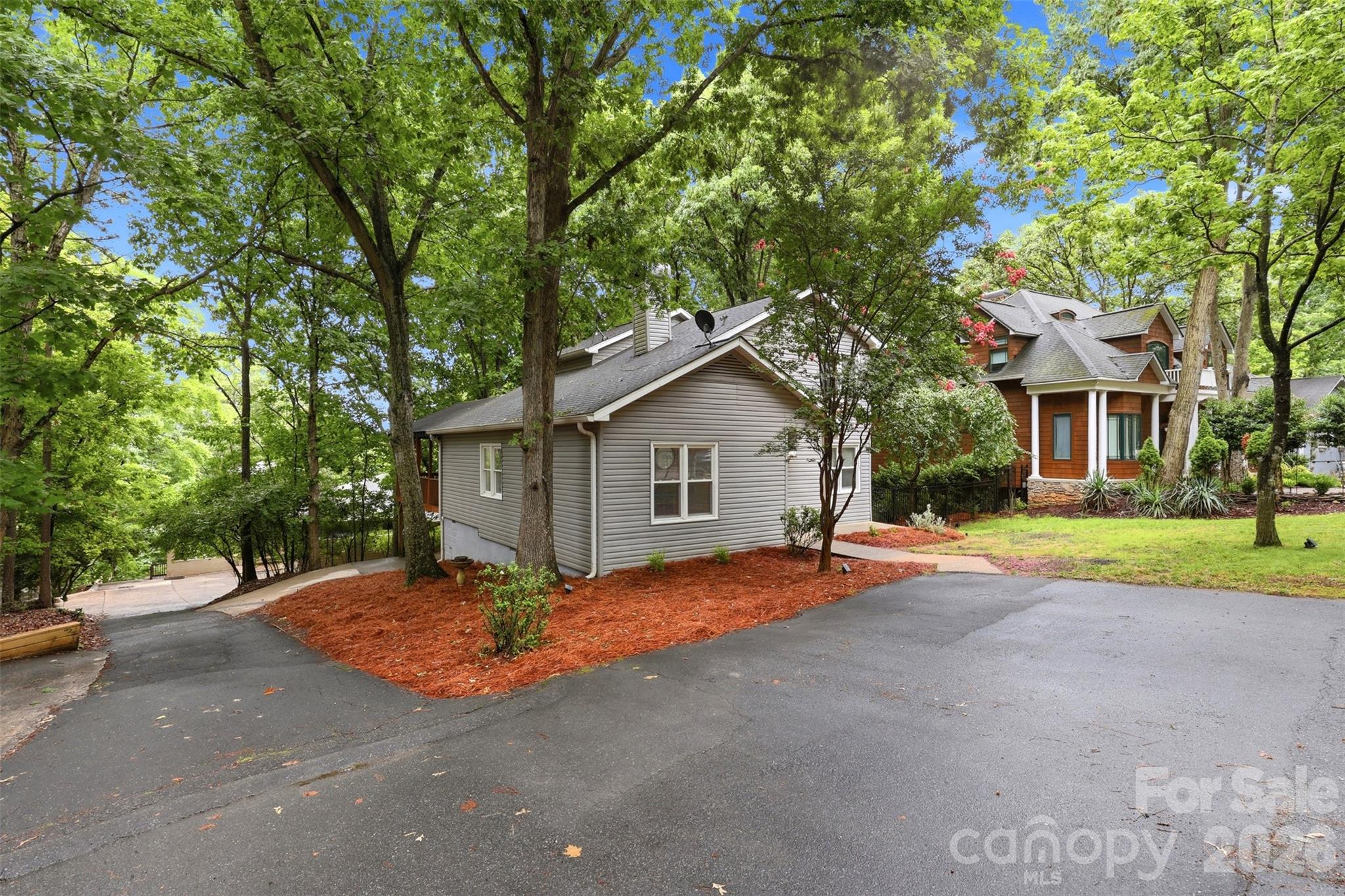 2019 Marquesas Avenue