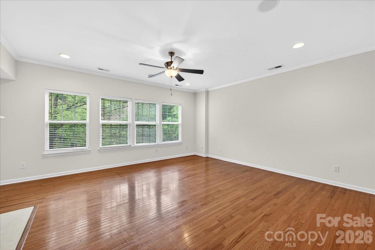 268 W Bland Street