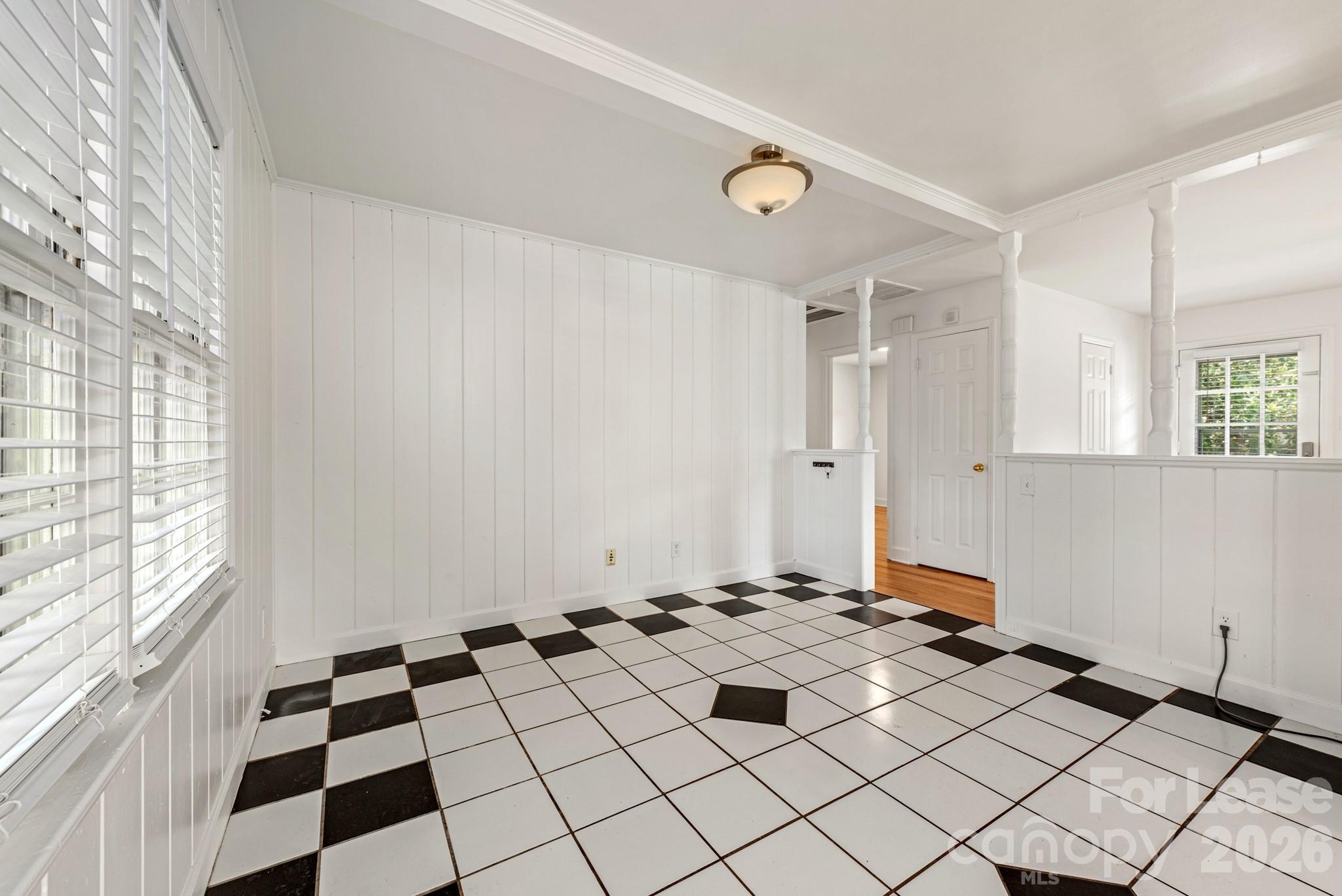 1129 Eastview Drive