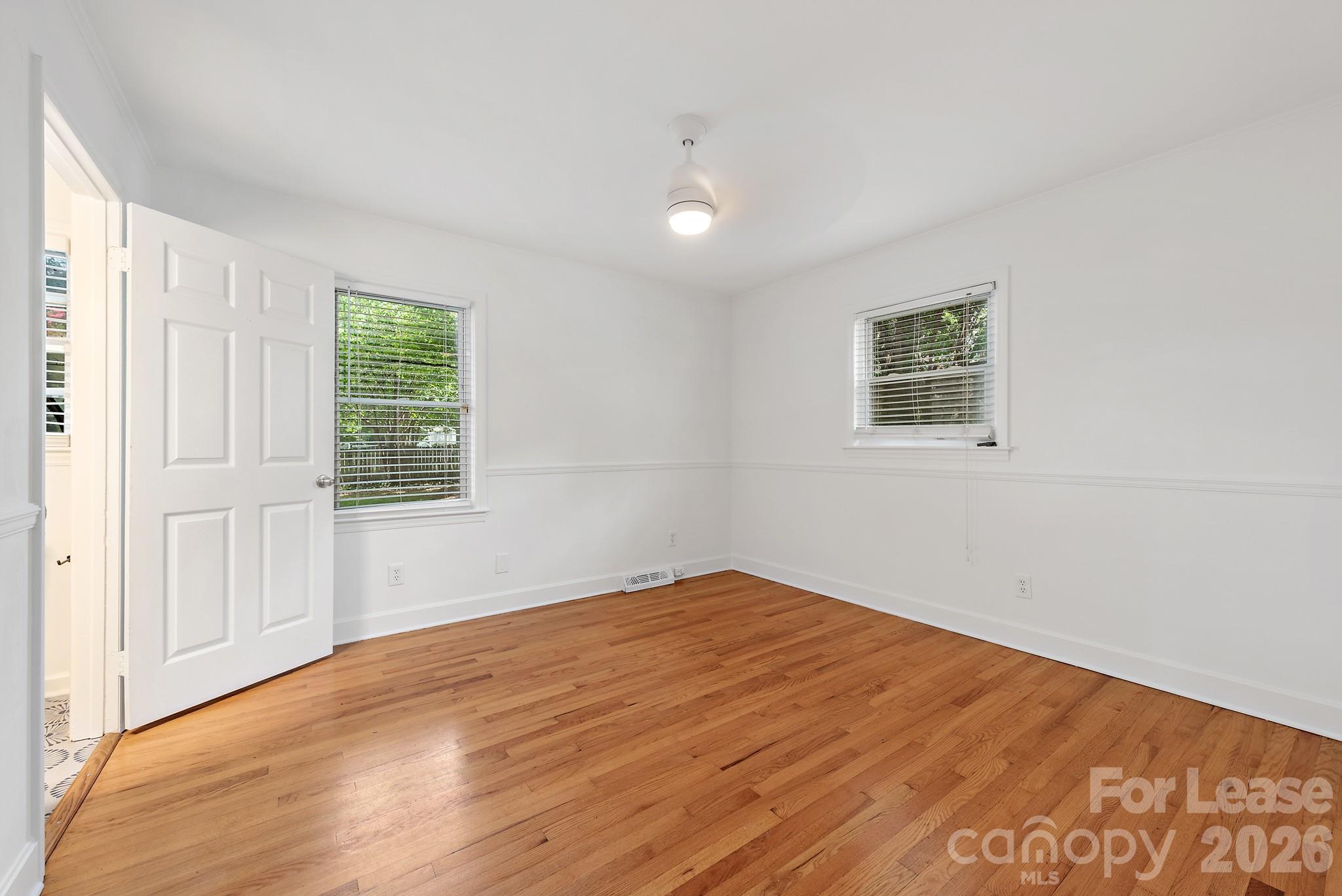 1129 Eastview Drive