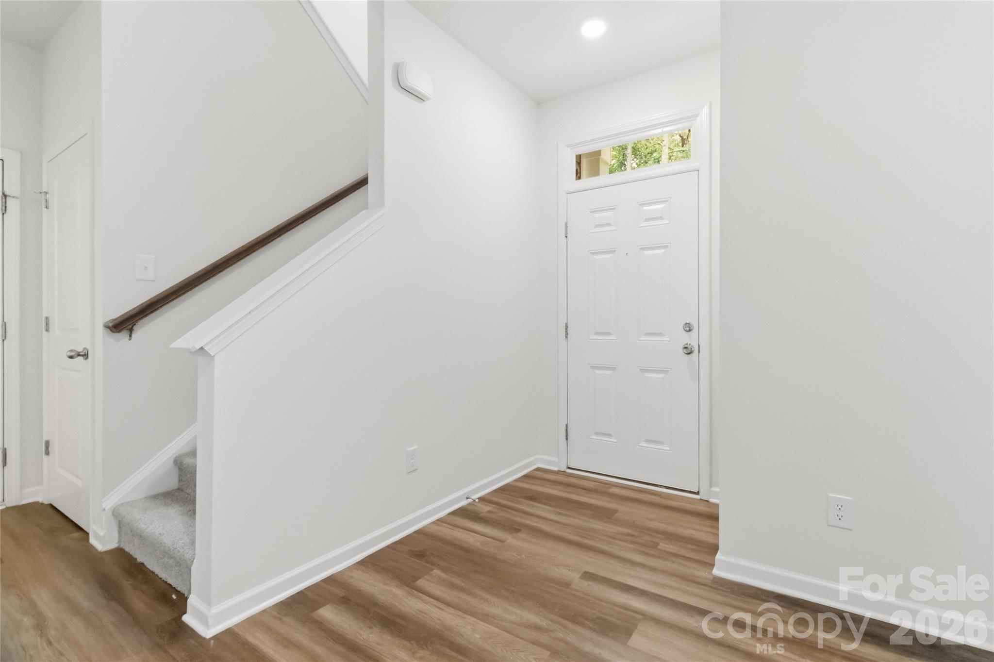 720 White Crane Road