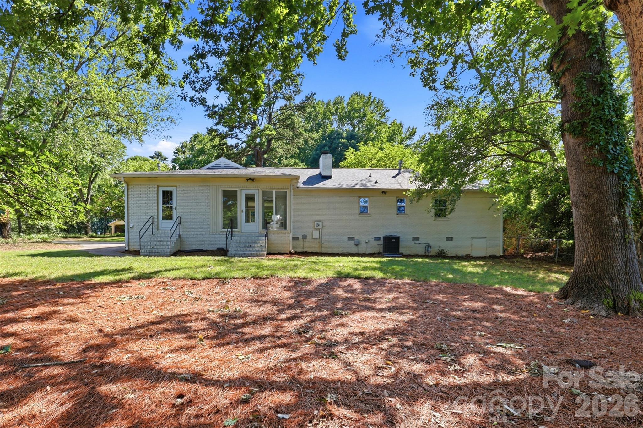 8115 Knollbrook Drive