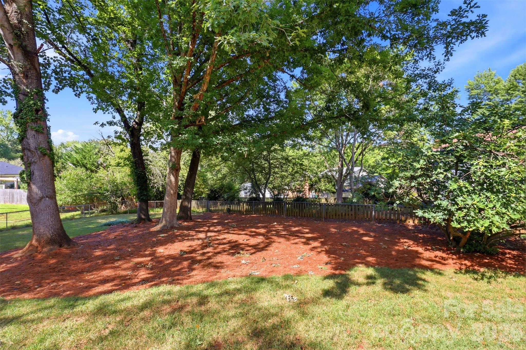 8115 Knollbrook Drive
