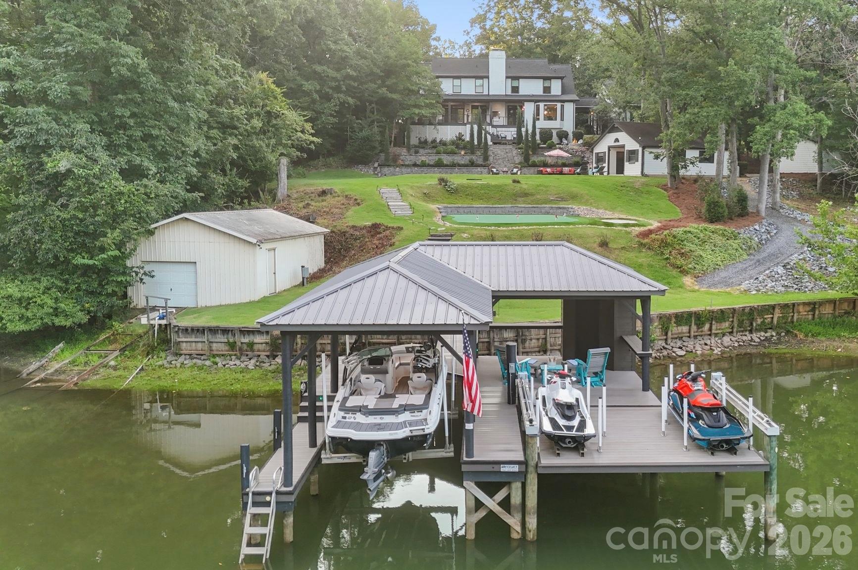 5019 Titanic Road