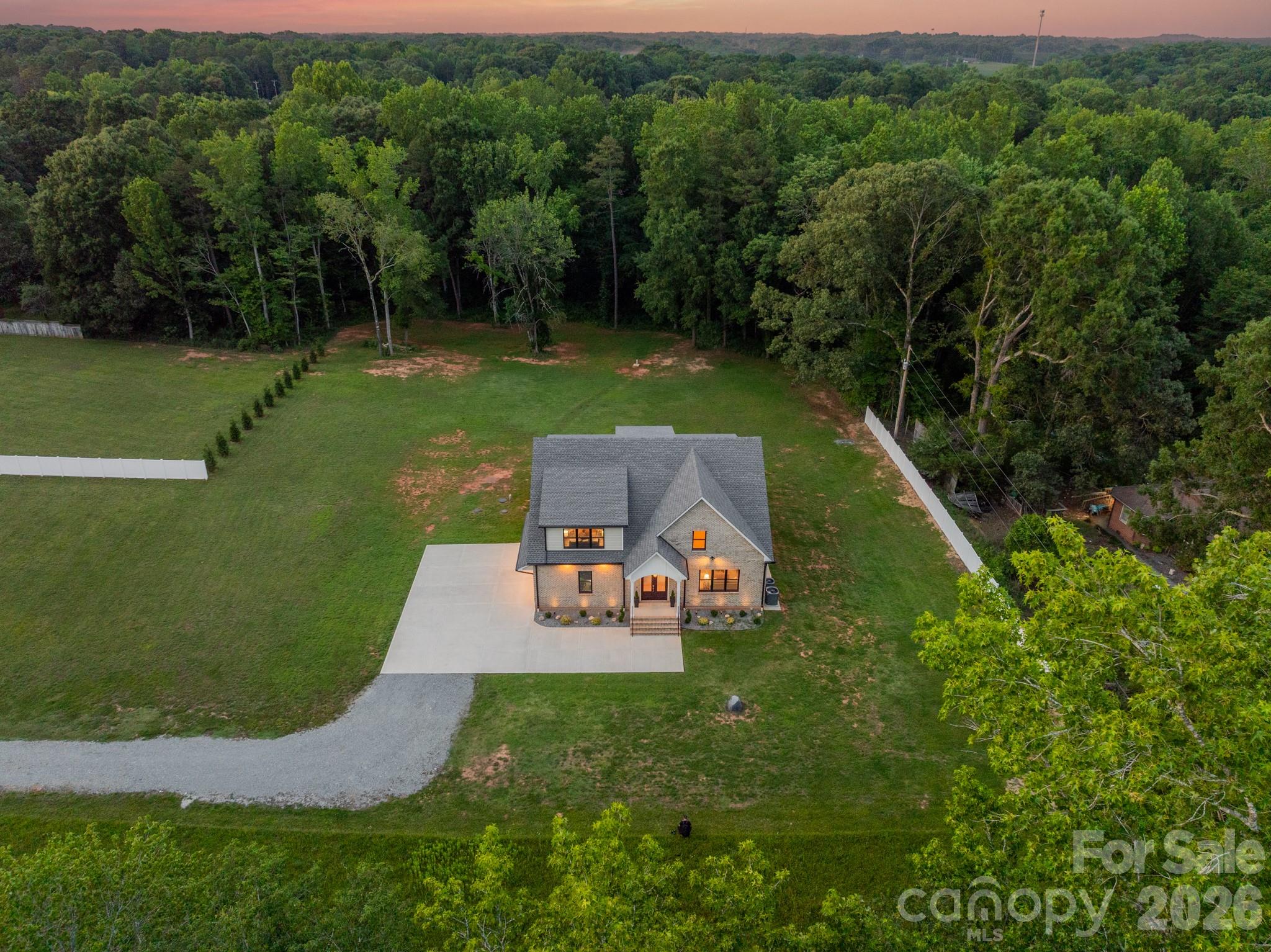 112 Jim Parker Road