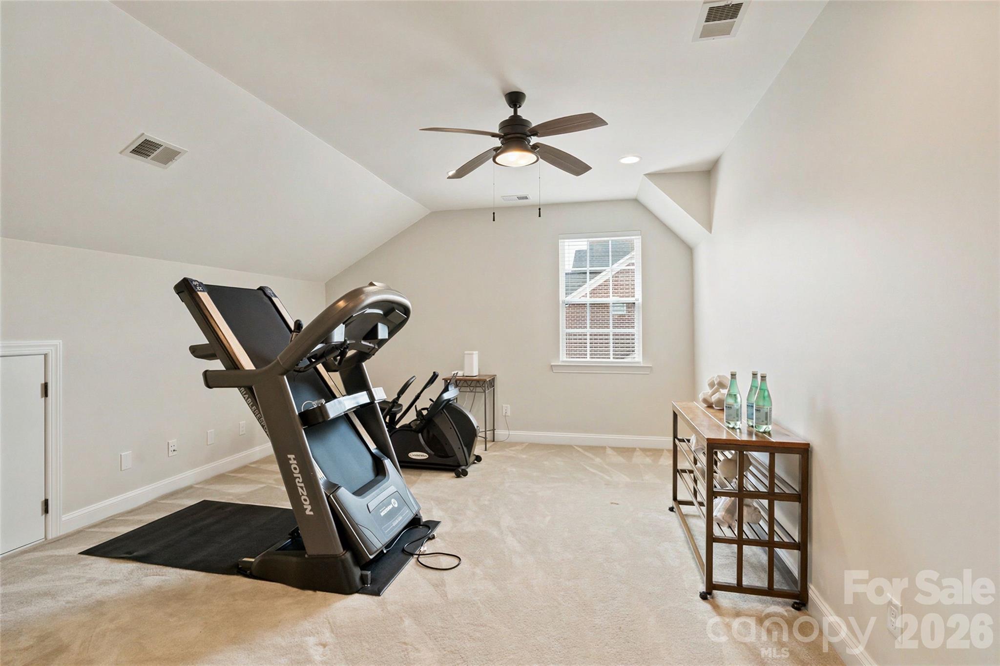 914 Oleander Lane