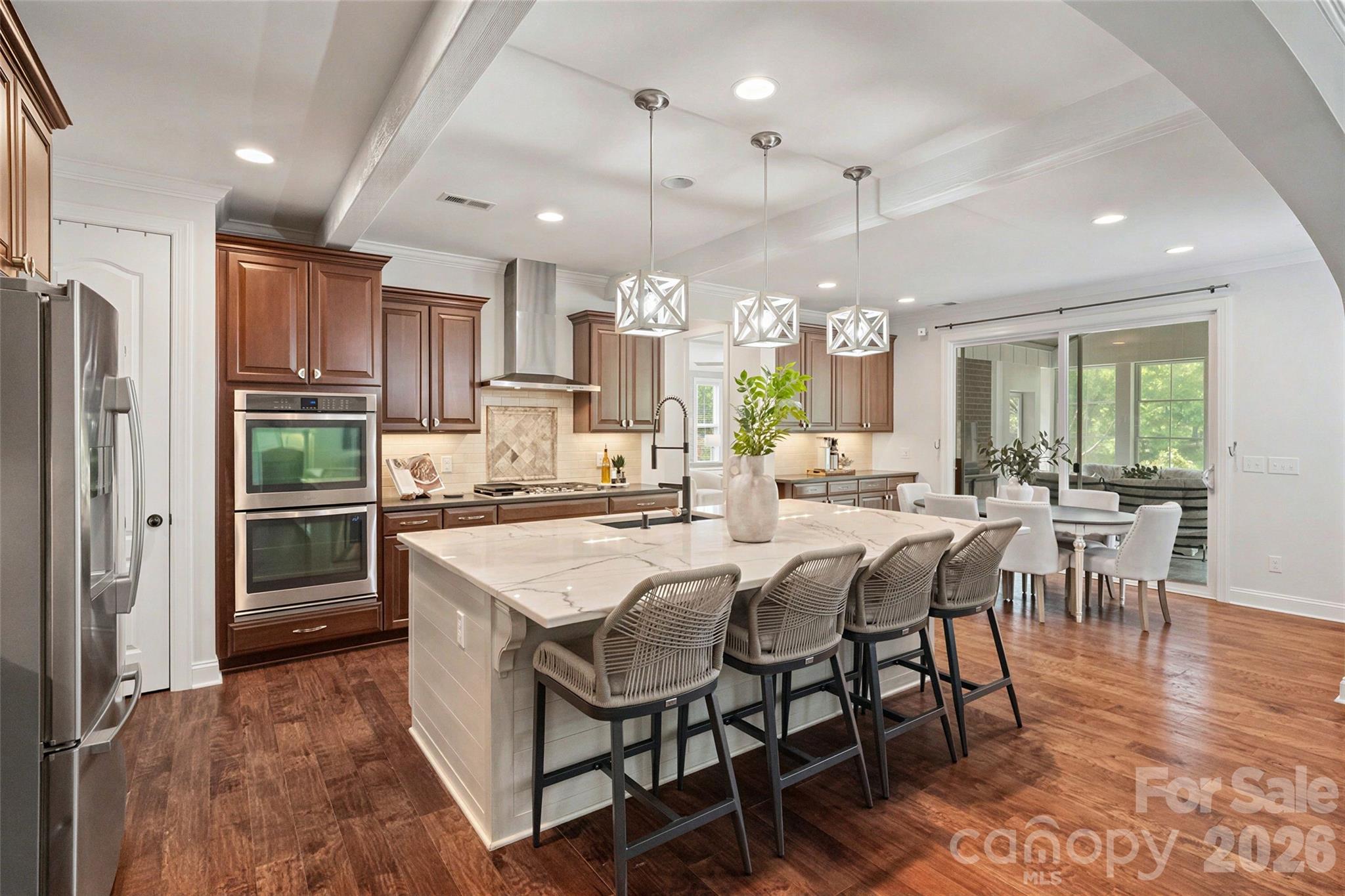 914 Oleander Lane