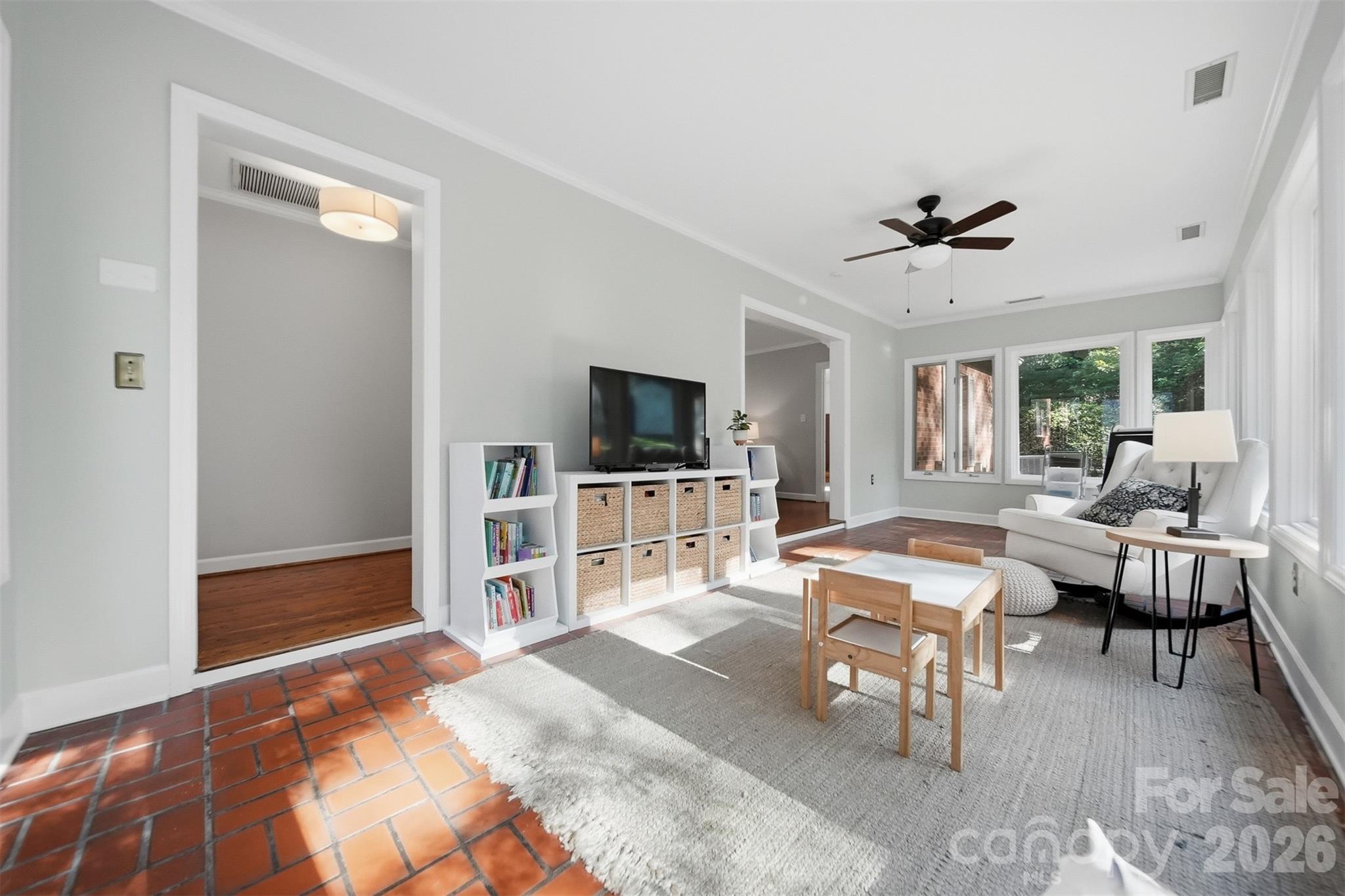 1240 10th Street Lane NW