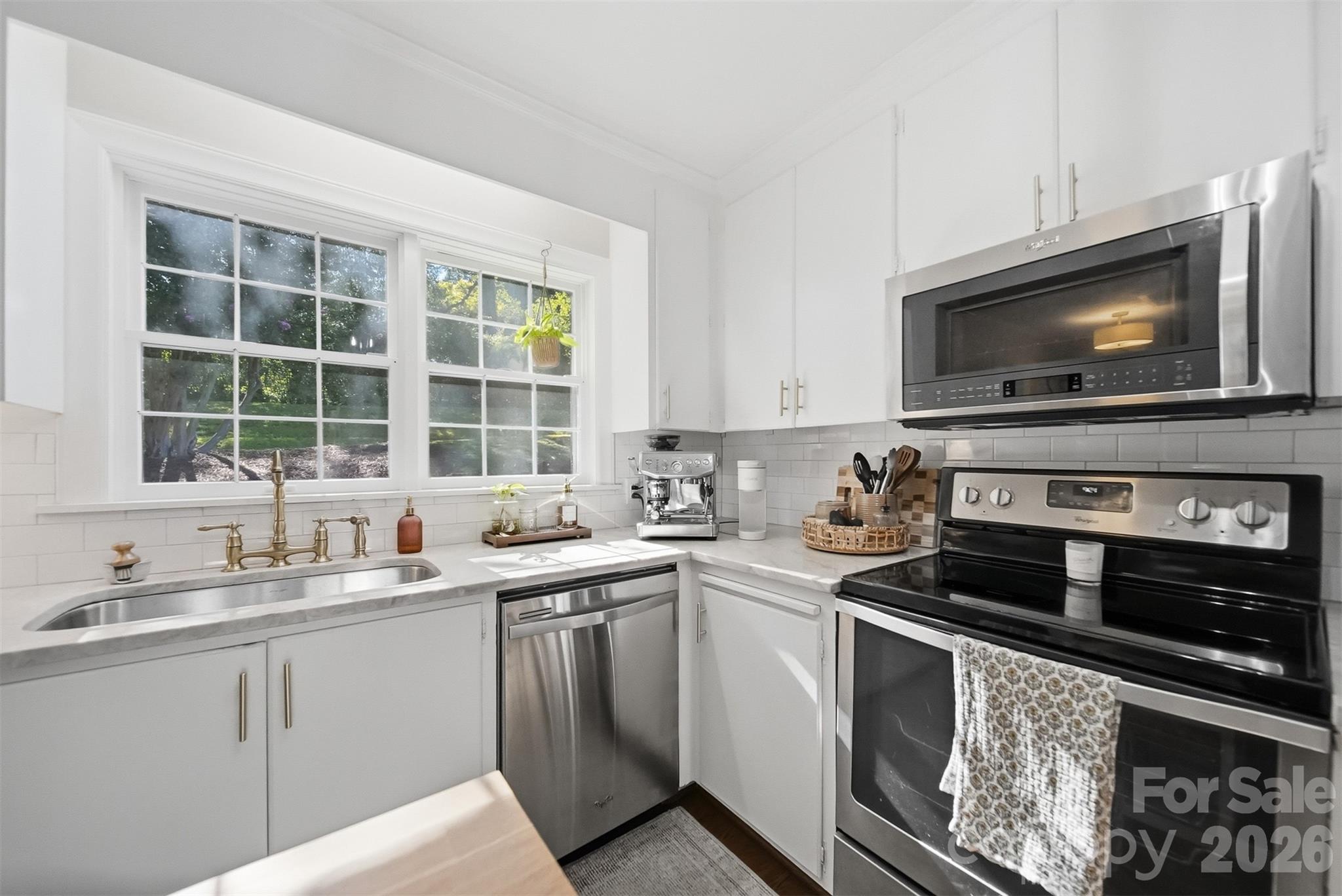 1240 10th Street Lane NW