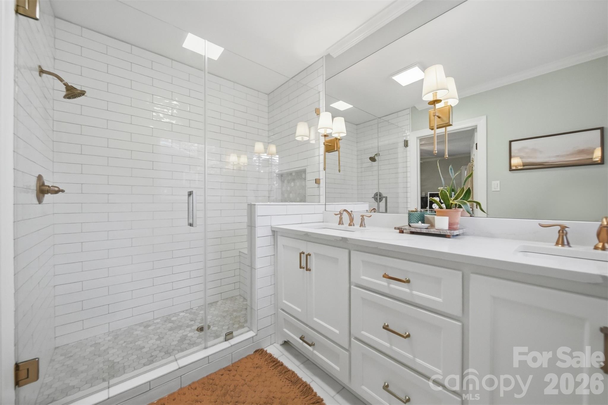 1240 10th Street Lane NW
