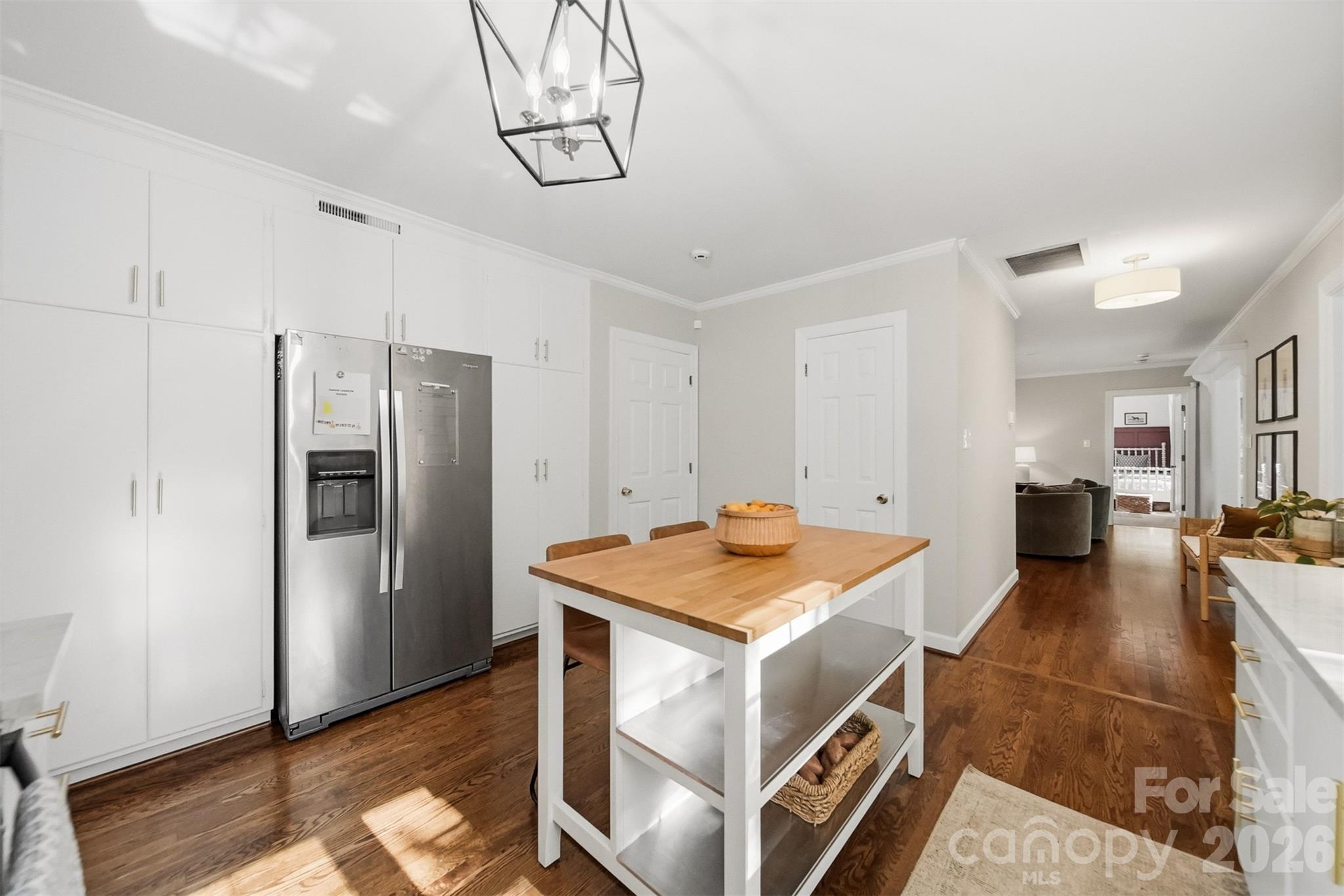 1240 10th Street Lane NW