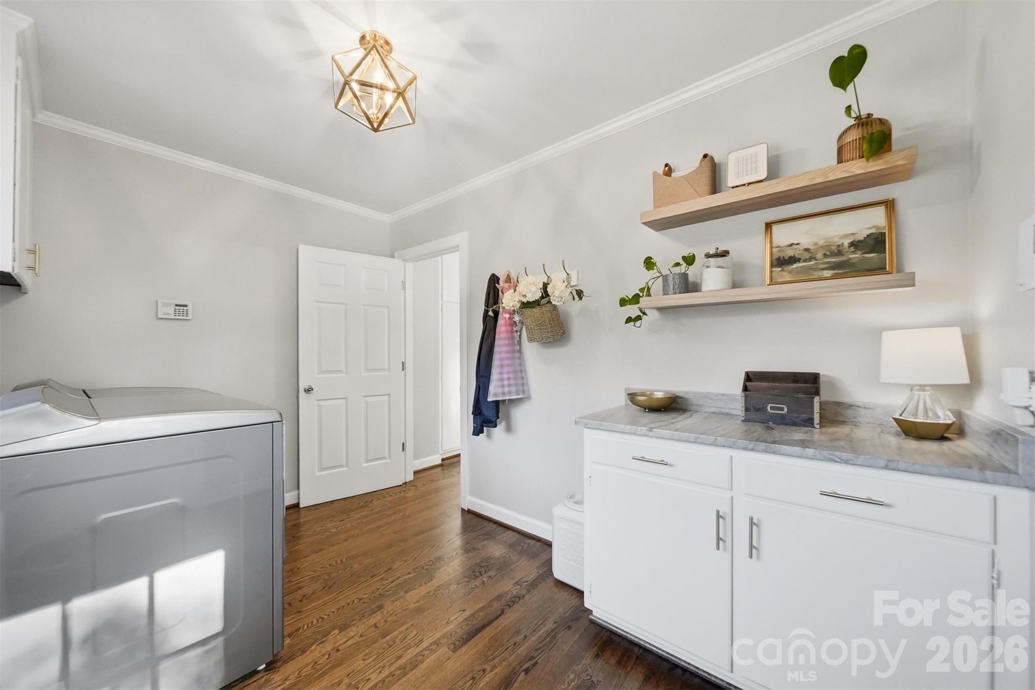 1240 10th Street Lane NW