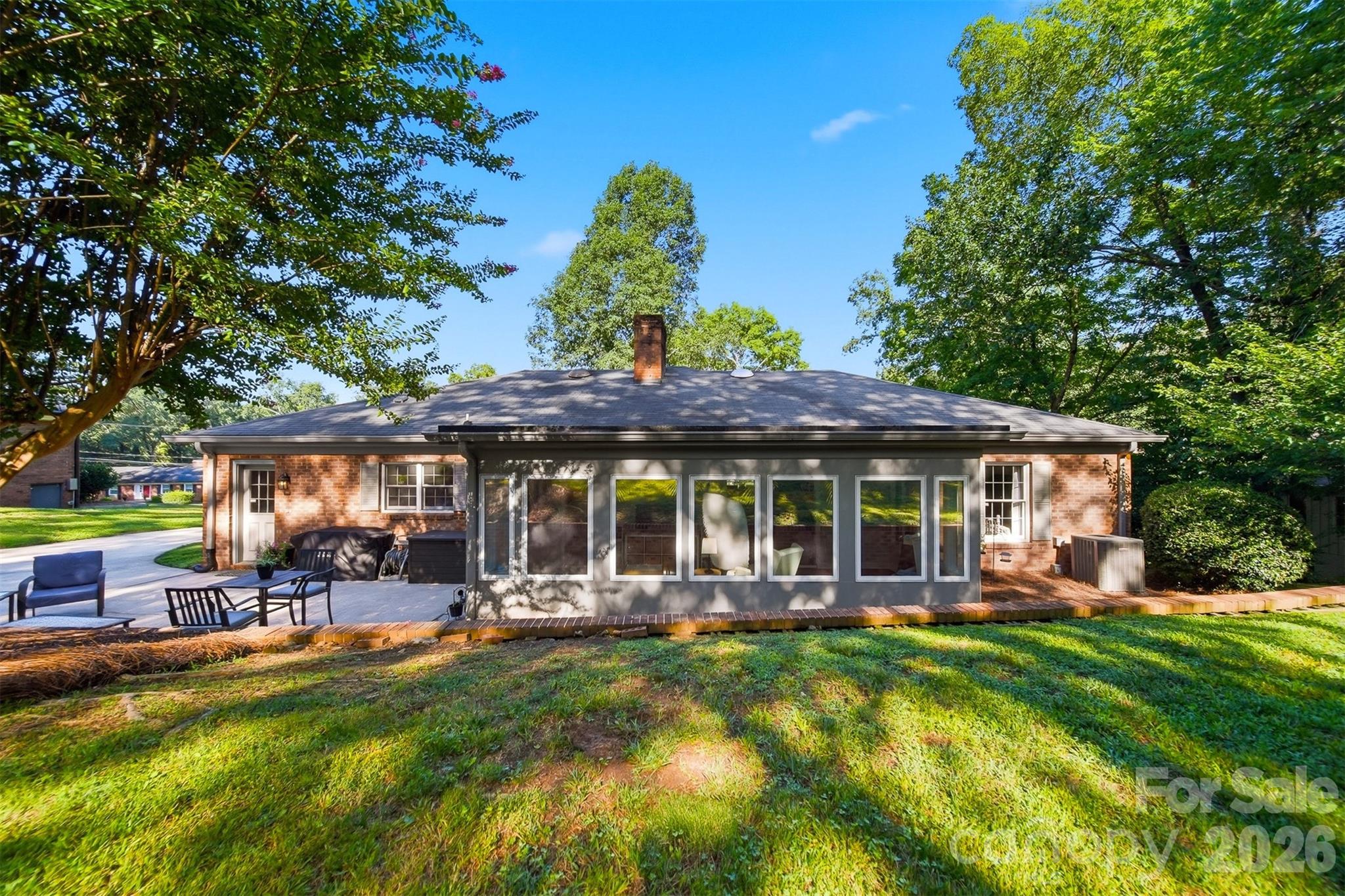 1240 10th Street Lane NW