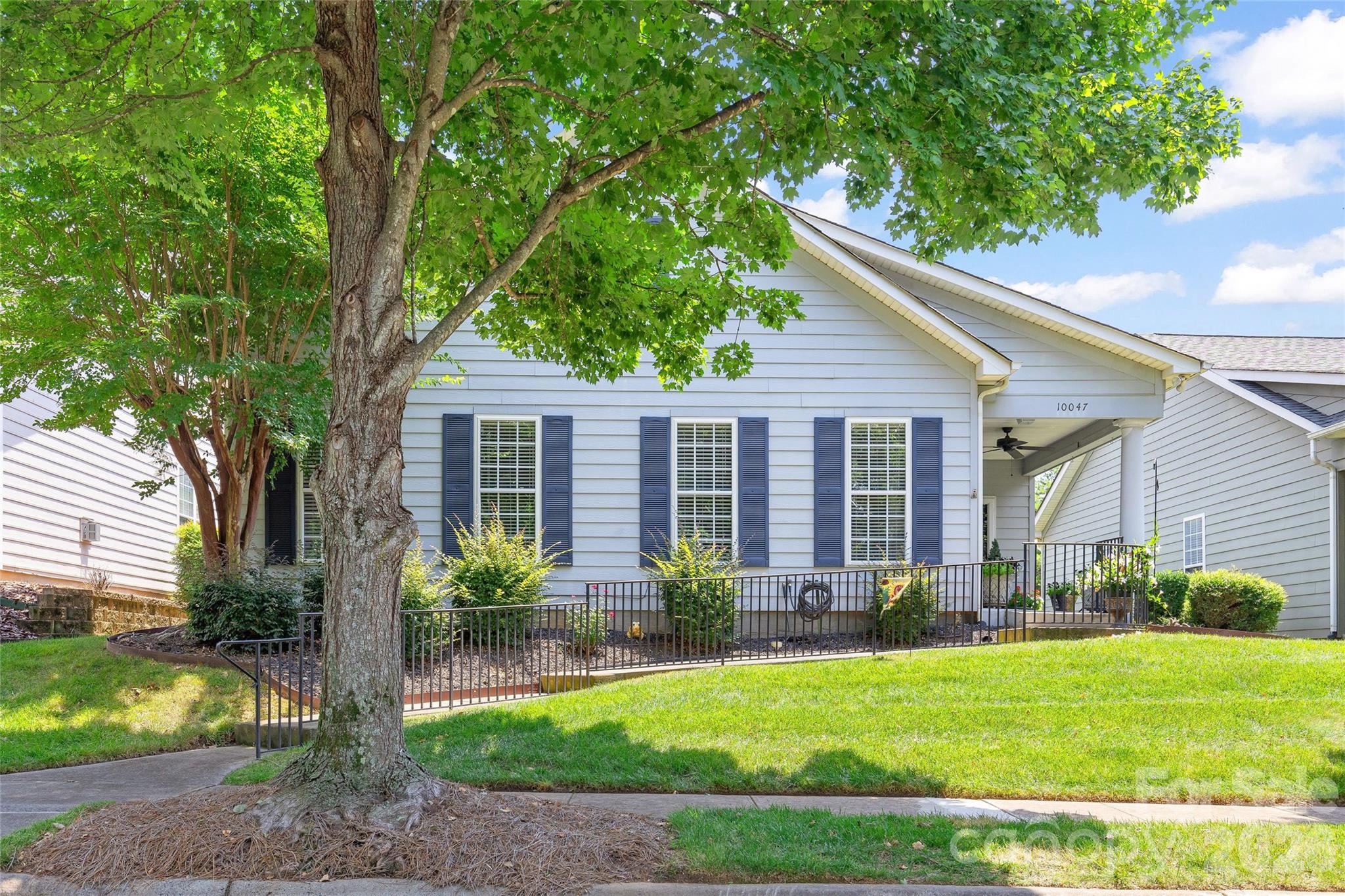 10047 Bishops Gate Boulevard