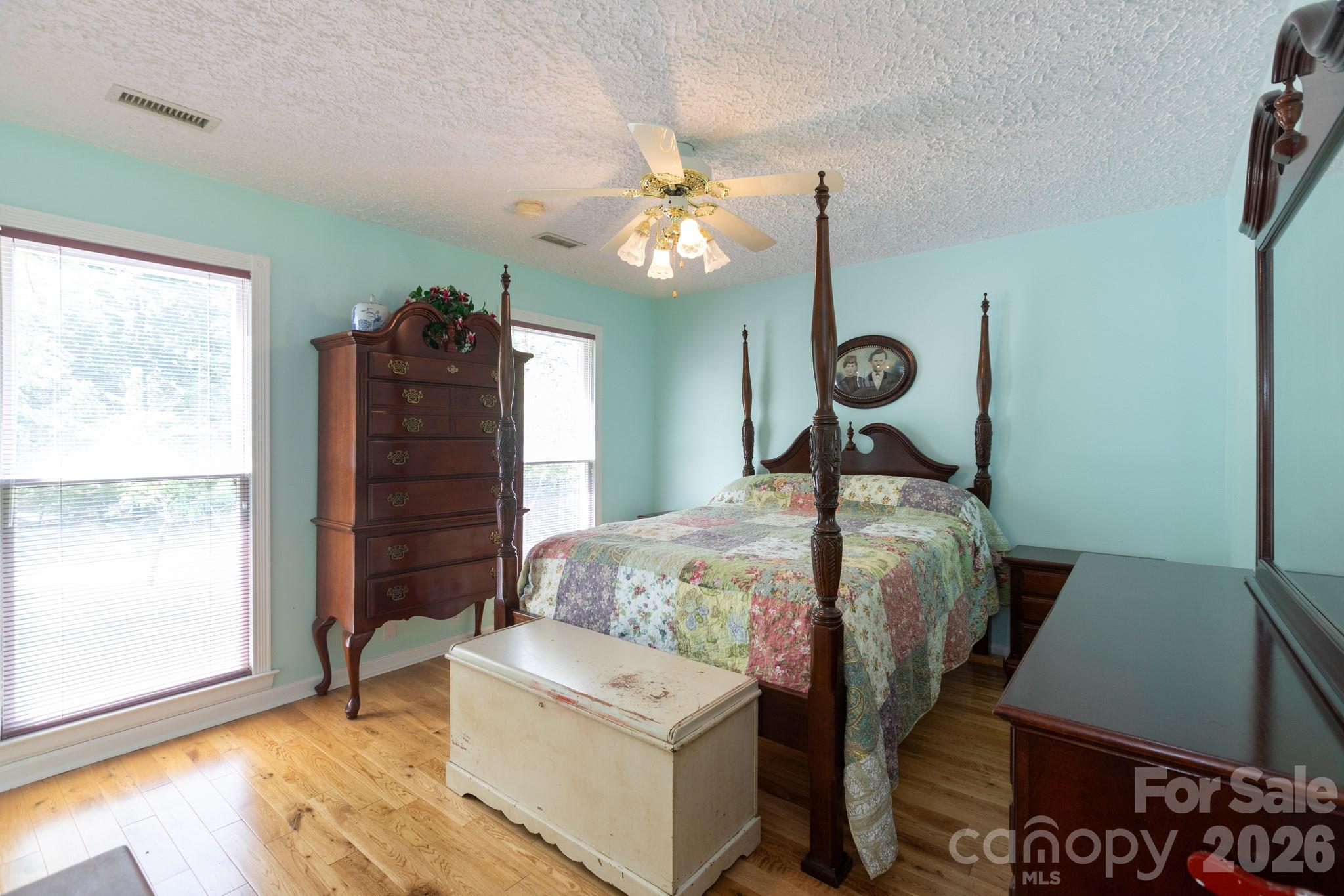 15224 Thomas Road