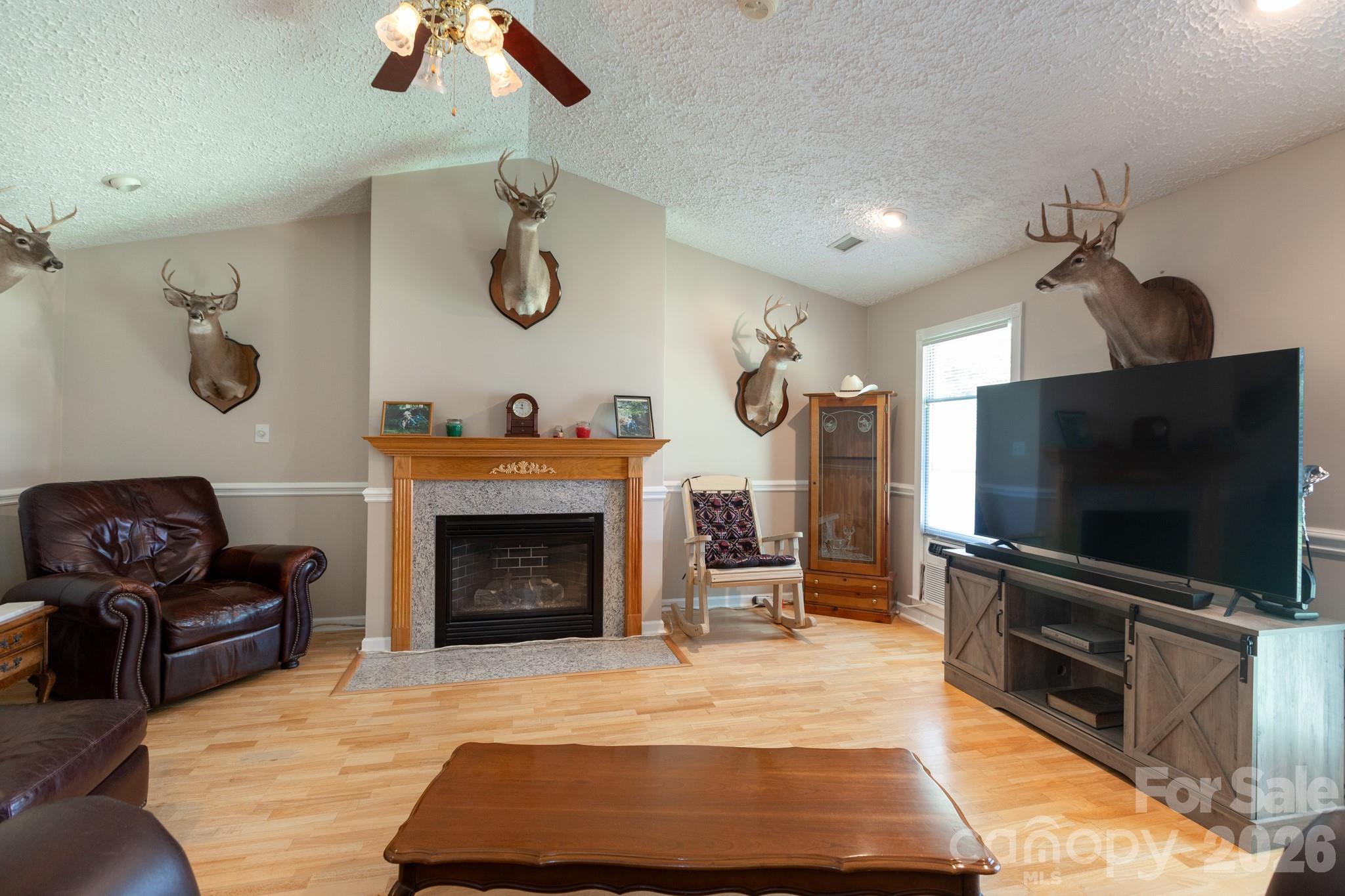 15224 Thomas Road