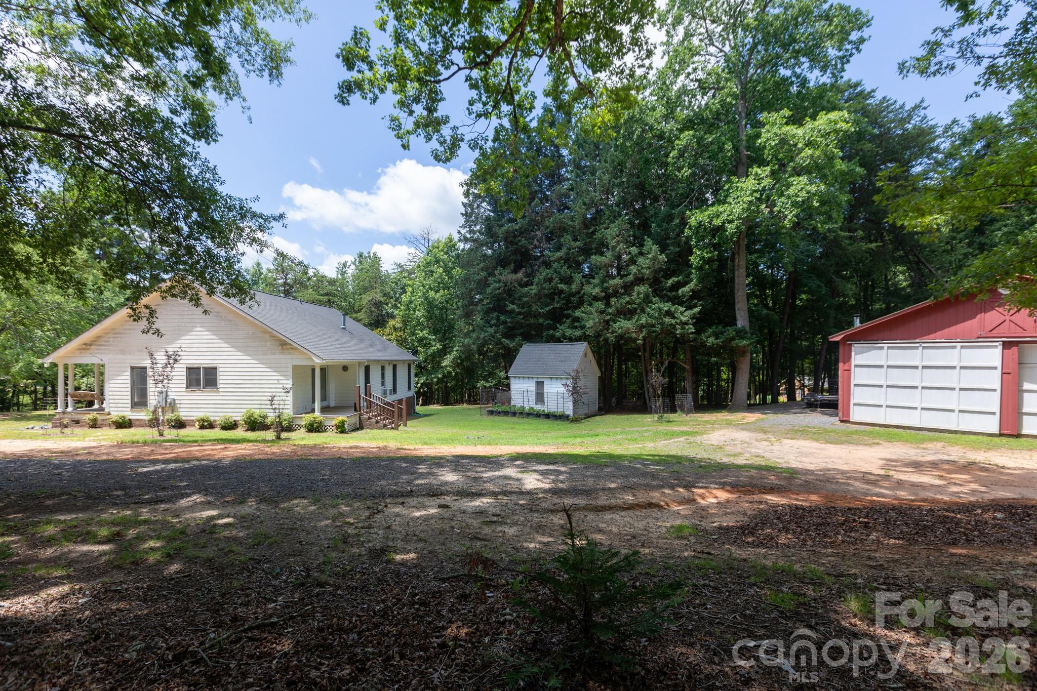 15224 Thomas Road