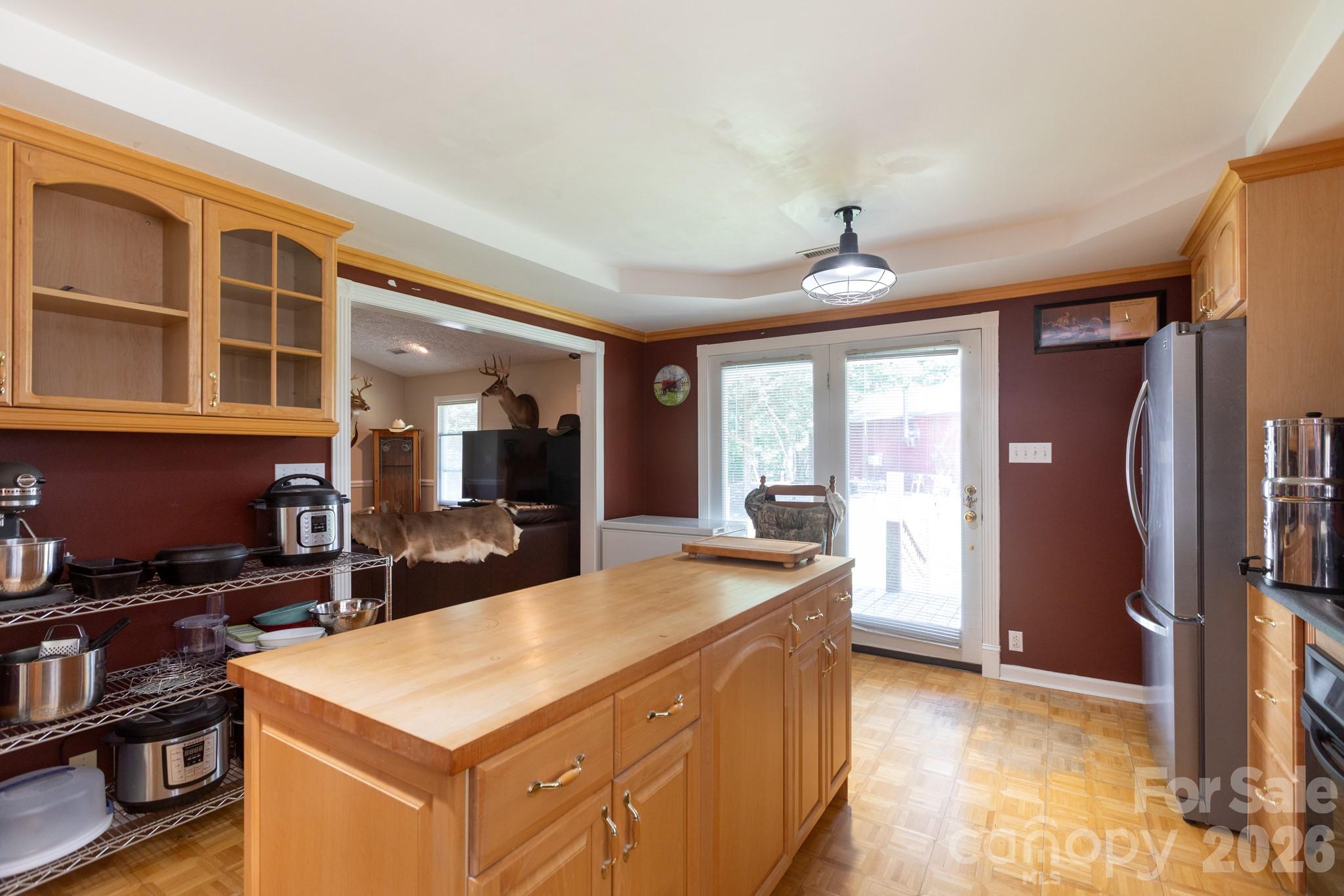 15224 Thomas Road