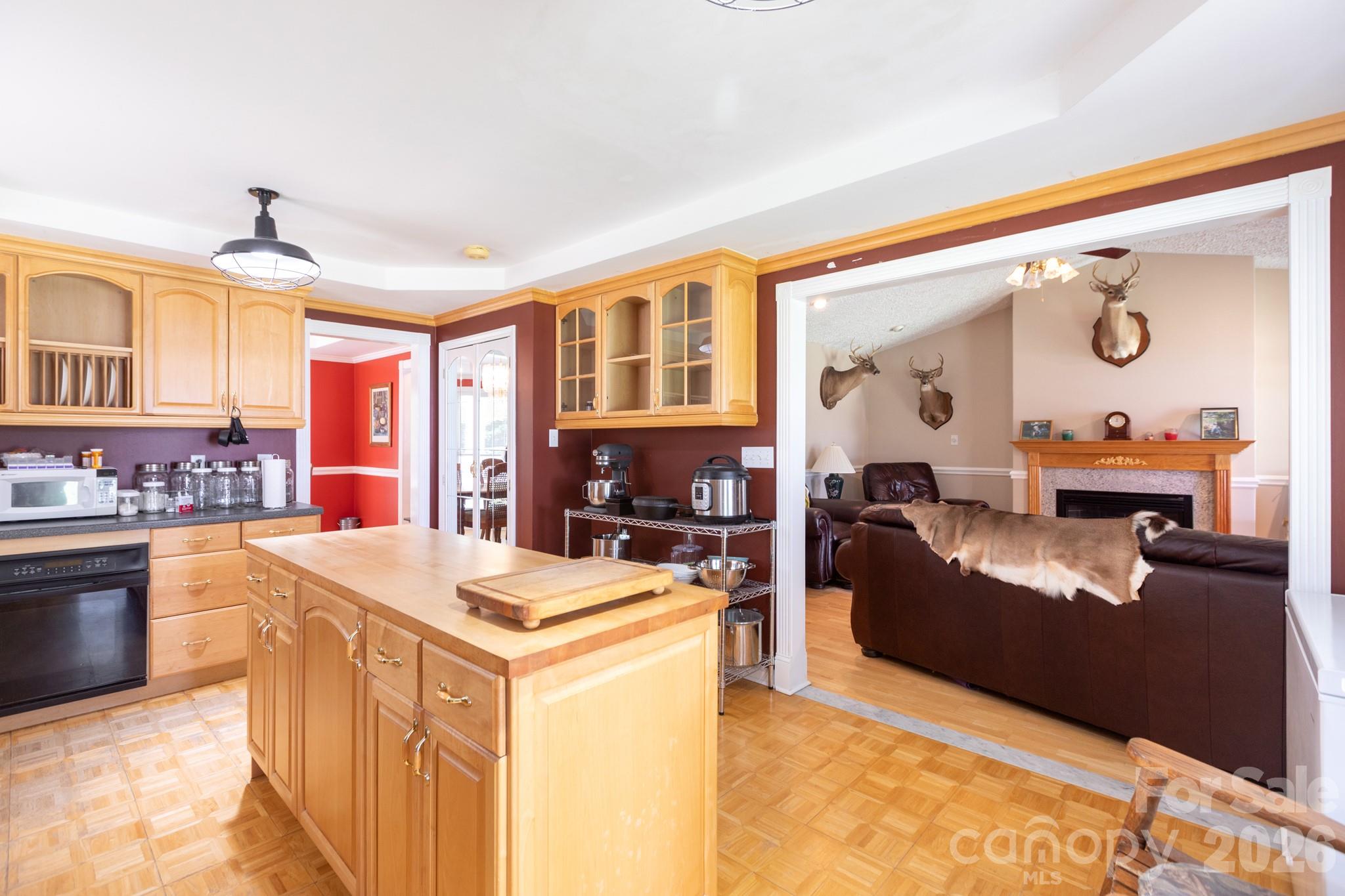 15224 Thomas Road