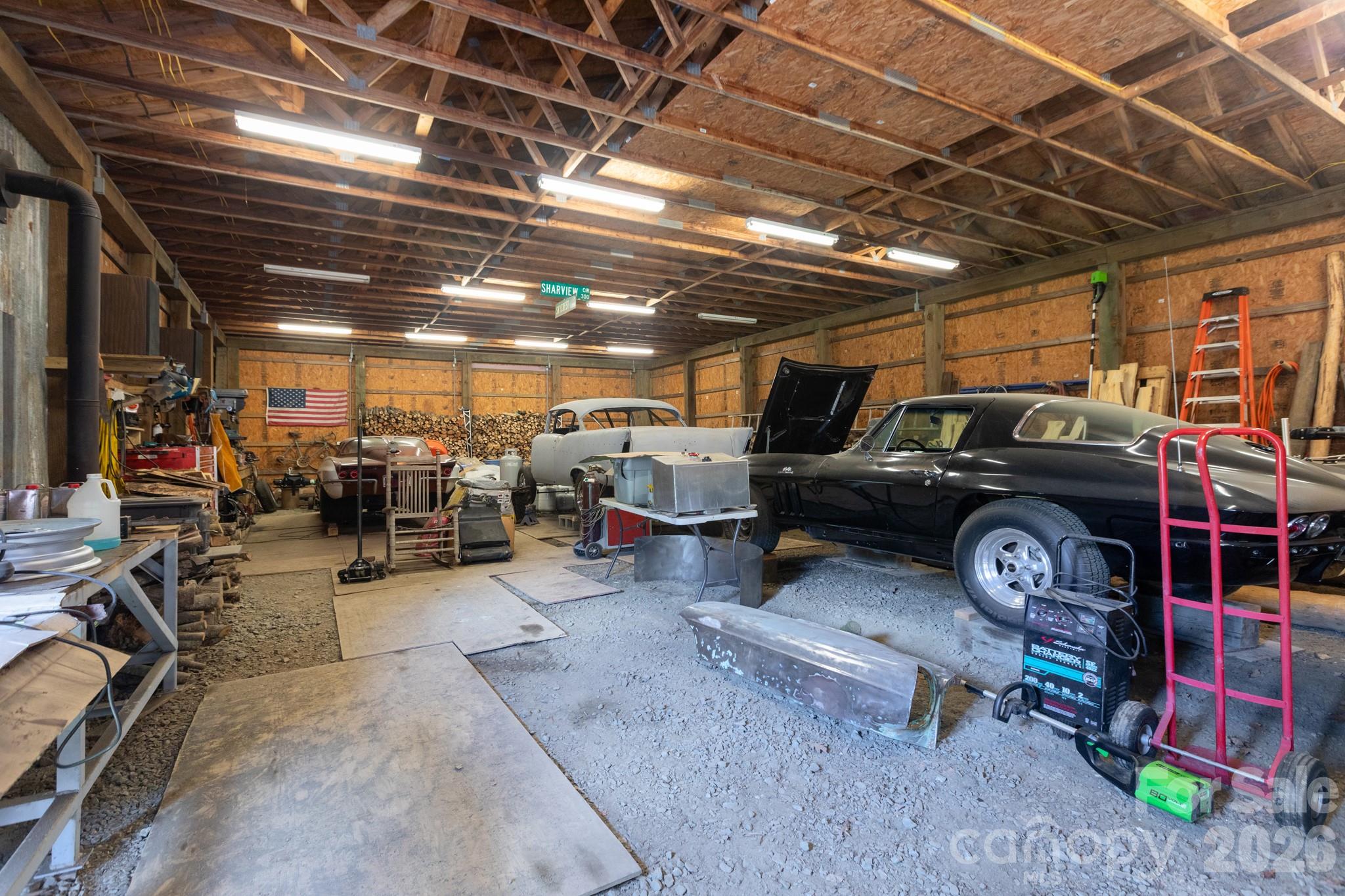 15224 Thomas Road