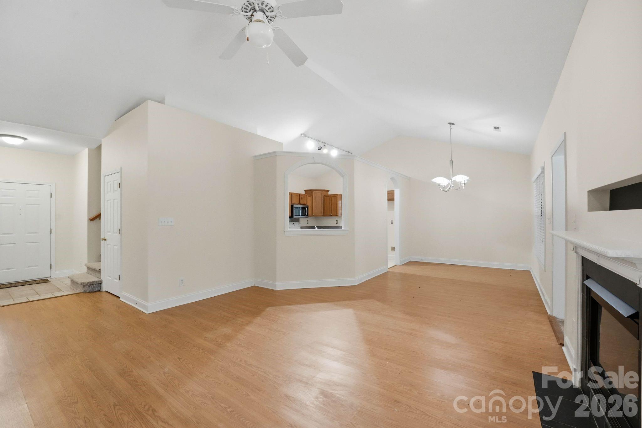 139 Spicewood Circle