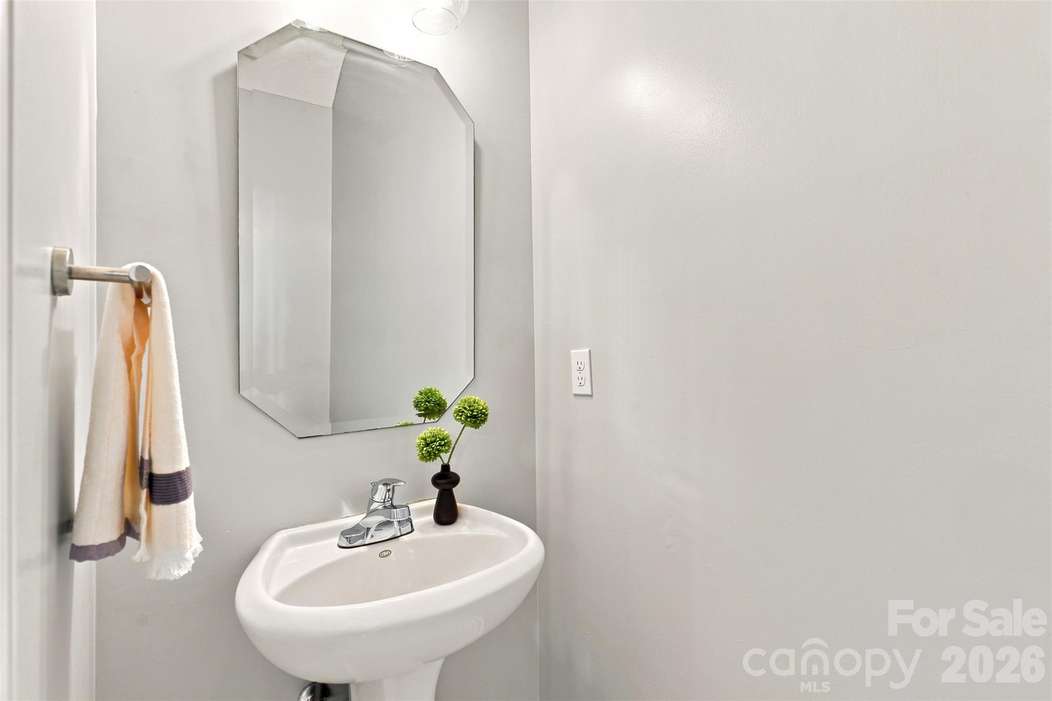 1323 Anthem Court