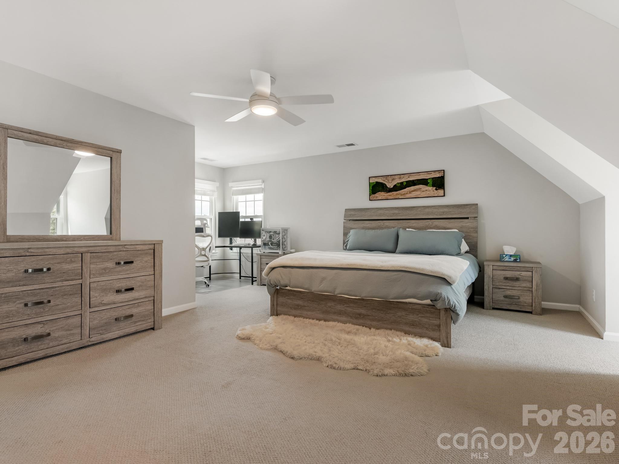 14558 Greenpoint Lane