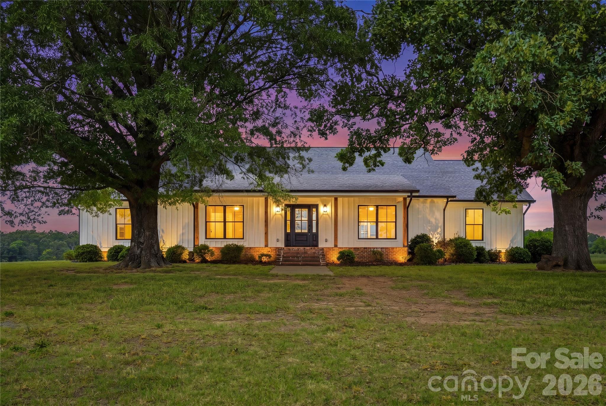 1421 Old Highway 74