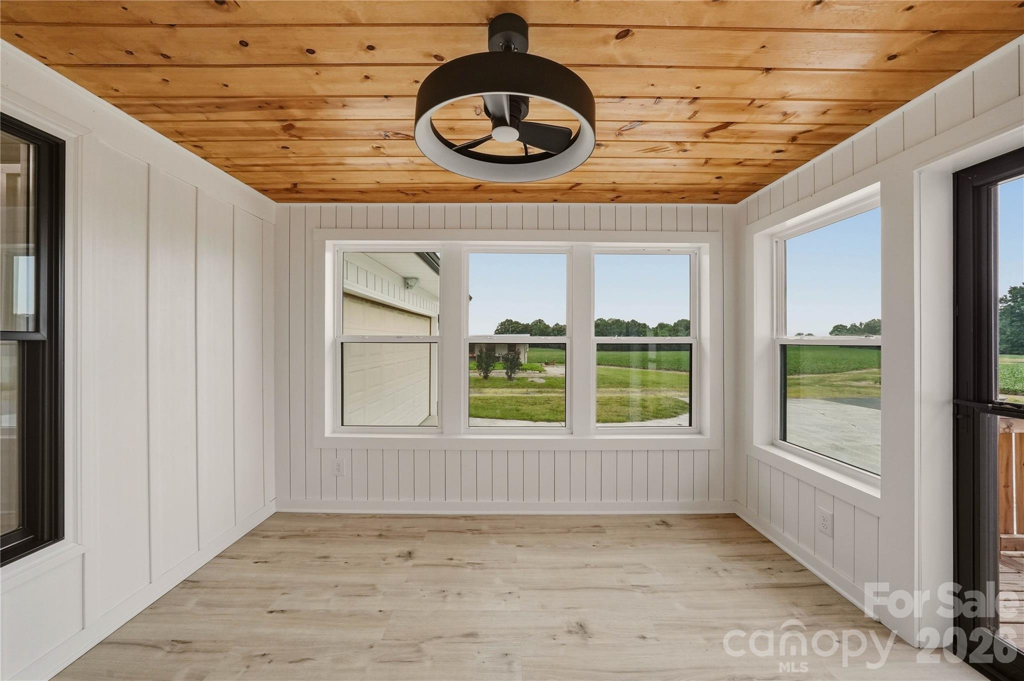 1421 Old Highway 74