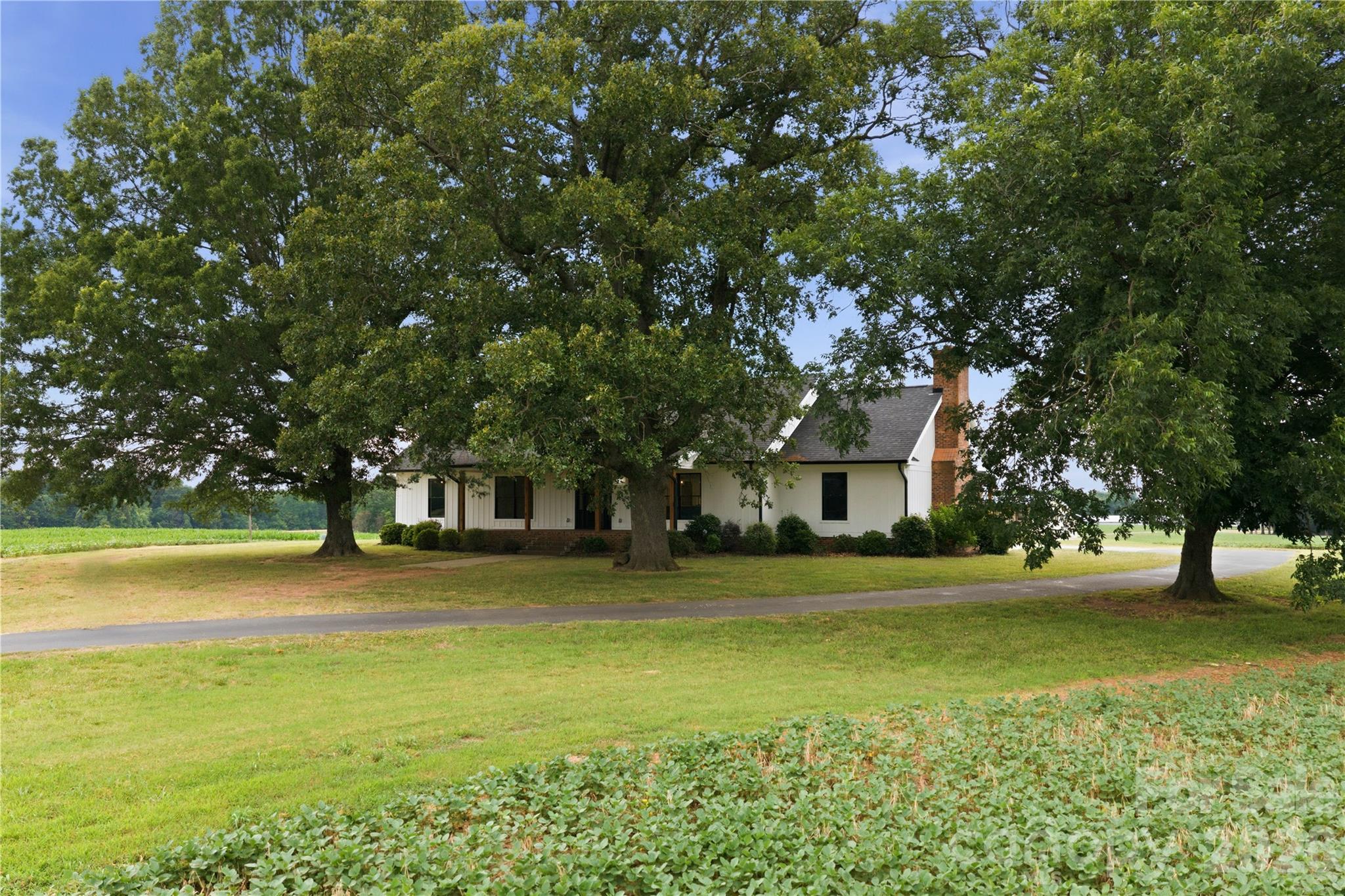 1421 Old Highway 74