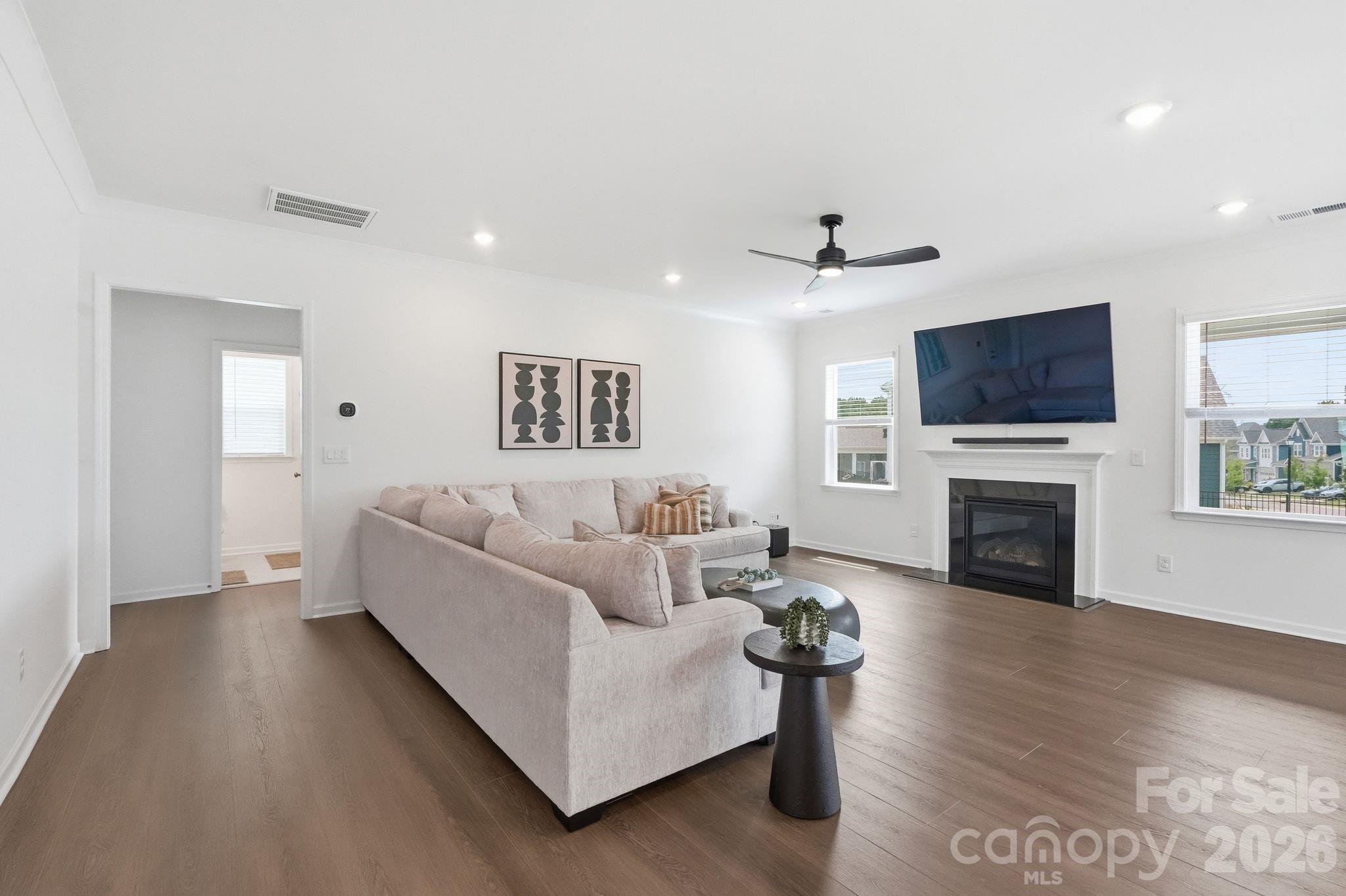 8625 Bridgegate Drive