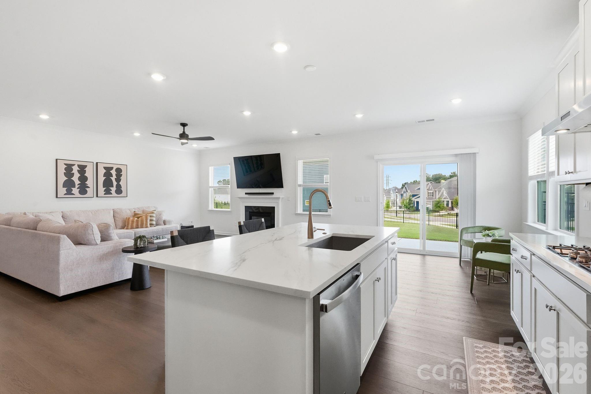 8625 Bridgegate Drive