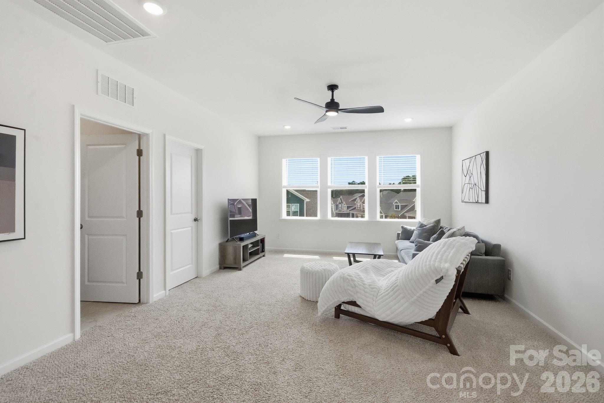 8625 Bridgegate Drive