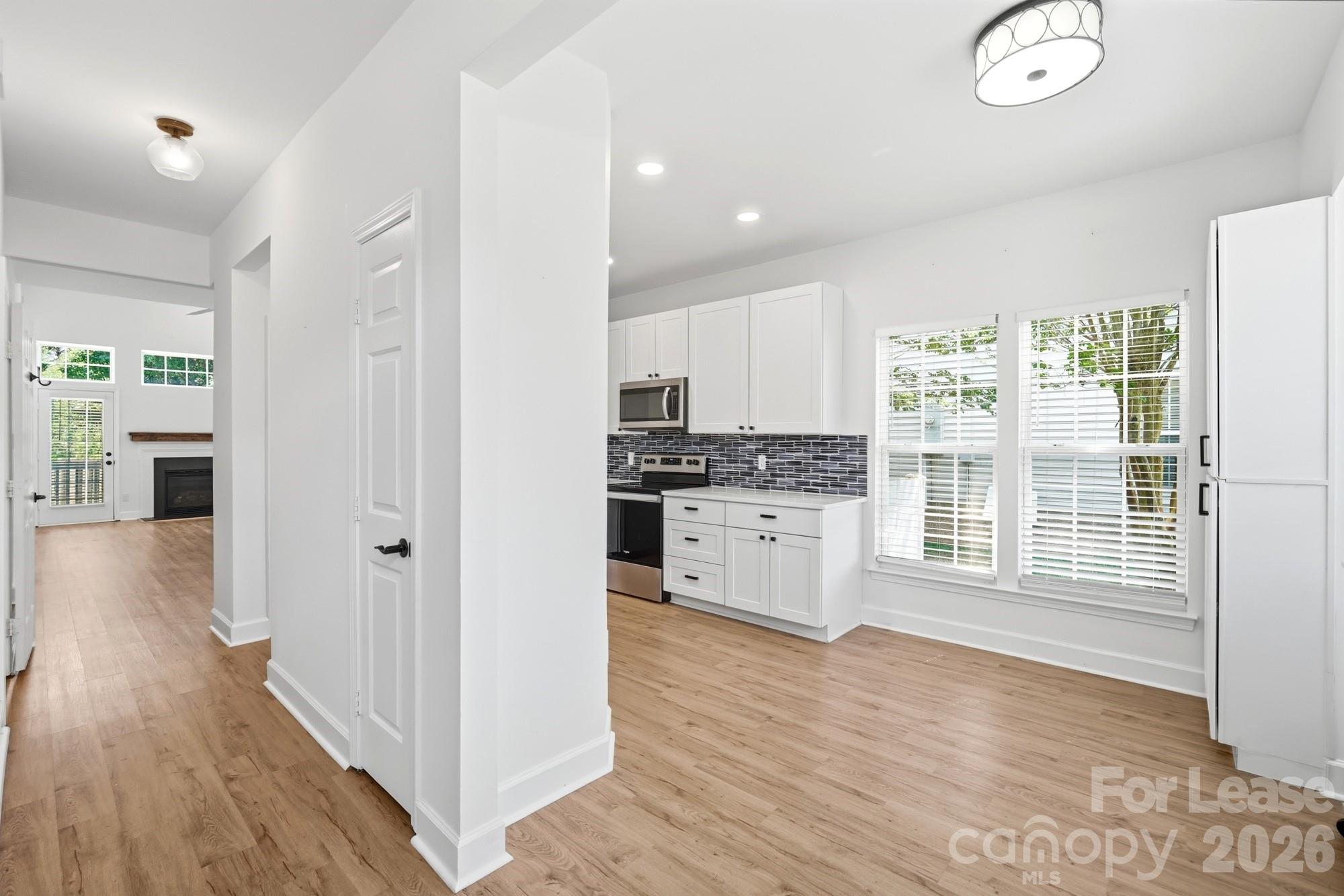 4084 Holly Villa Circle