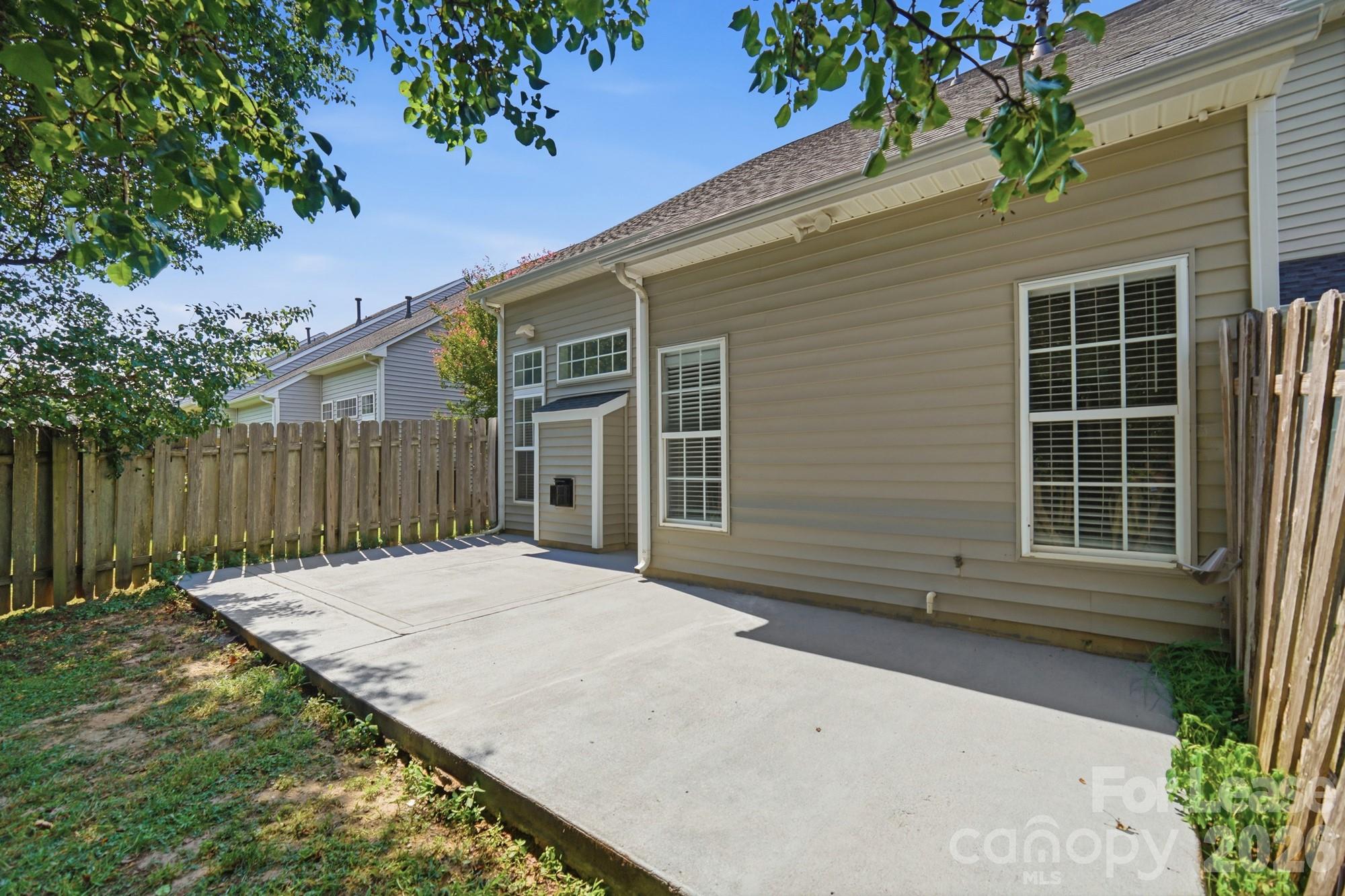 4084 Holly Villa Circle