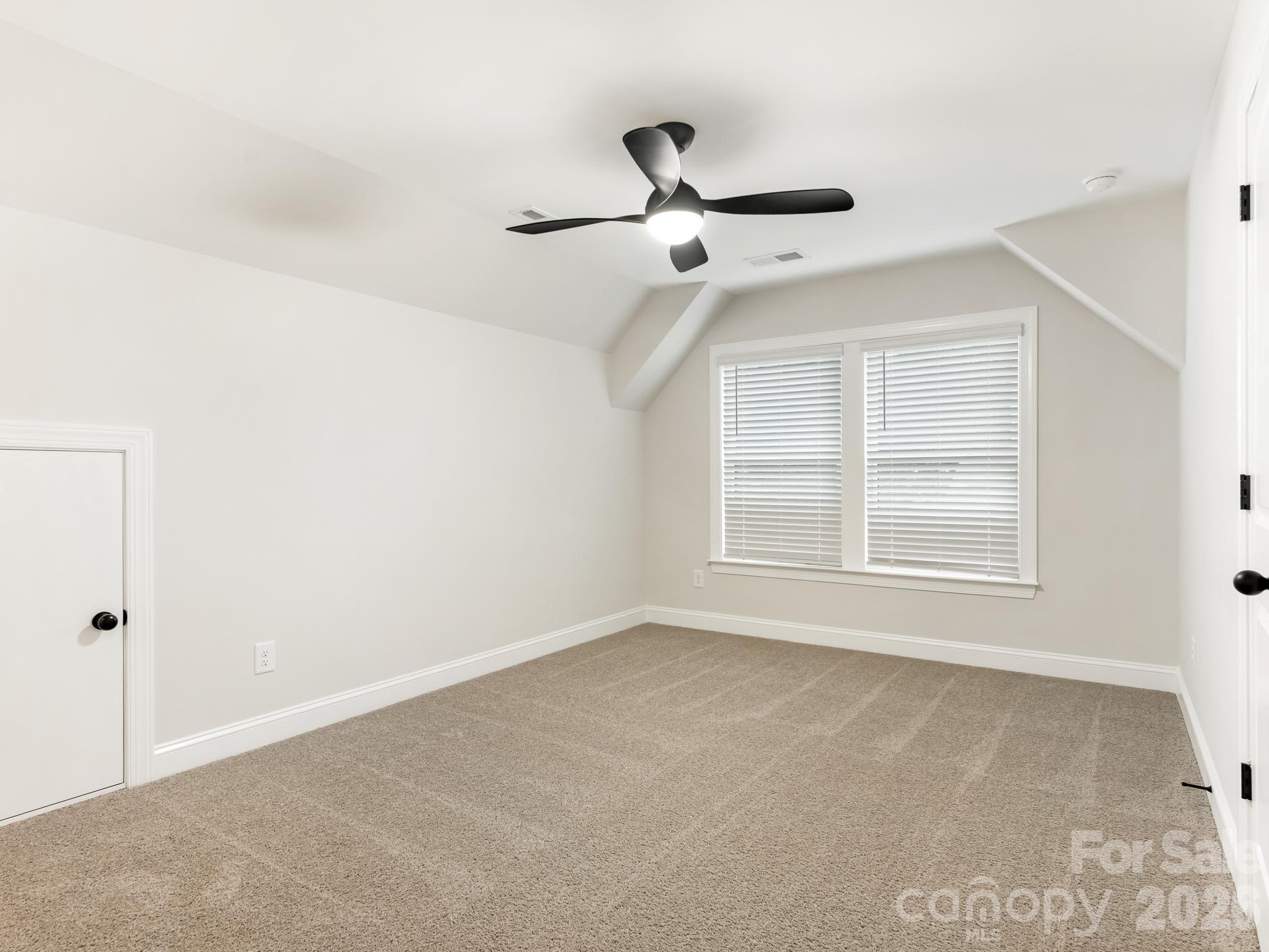 428 Woodvale Place