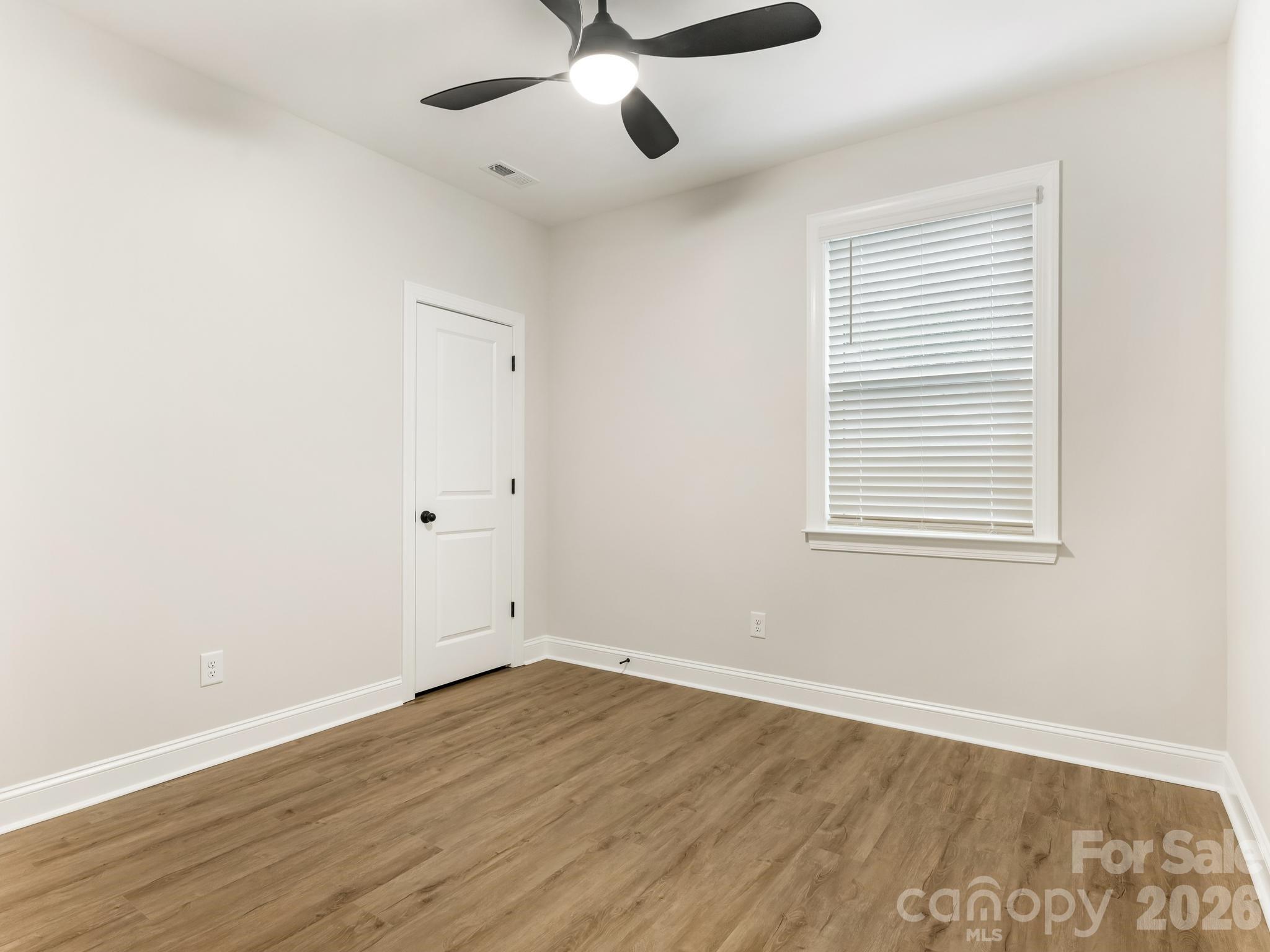 428 Woodvale Place