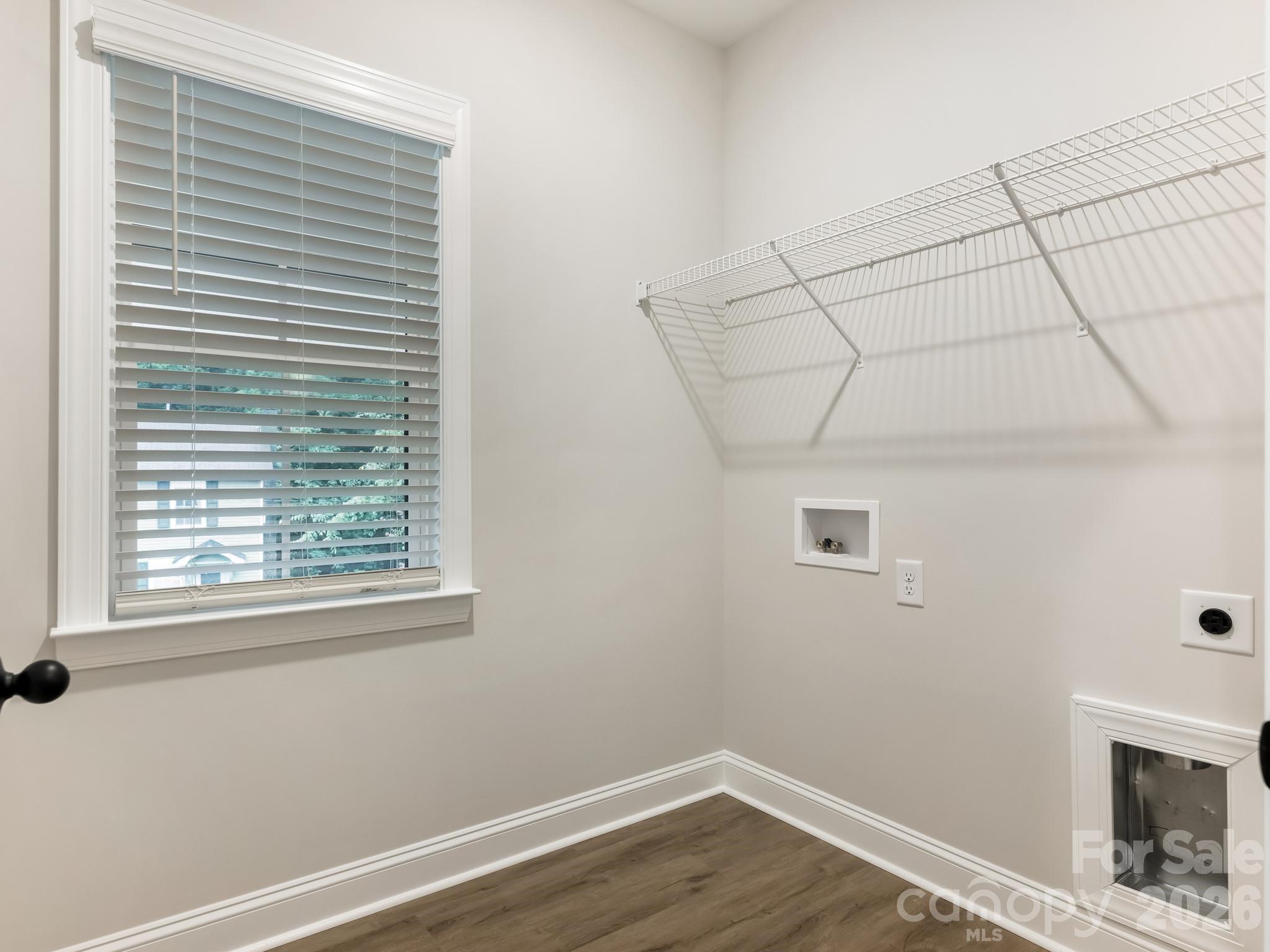 428 Woodvale Place