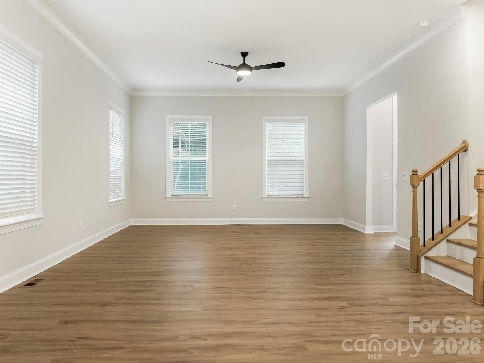 428 Woodvale Place