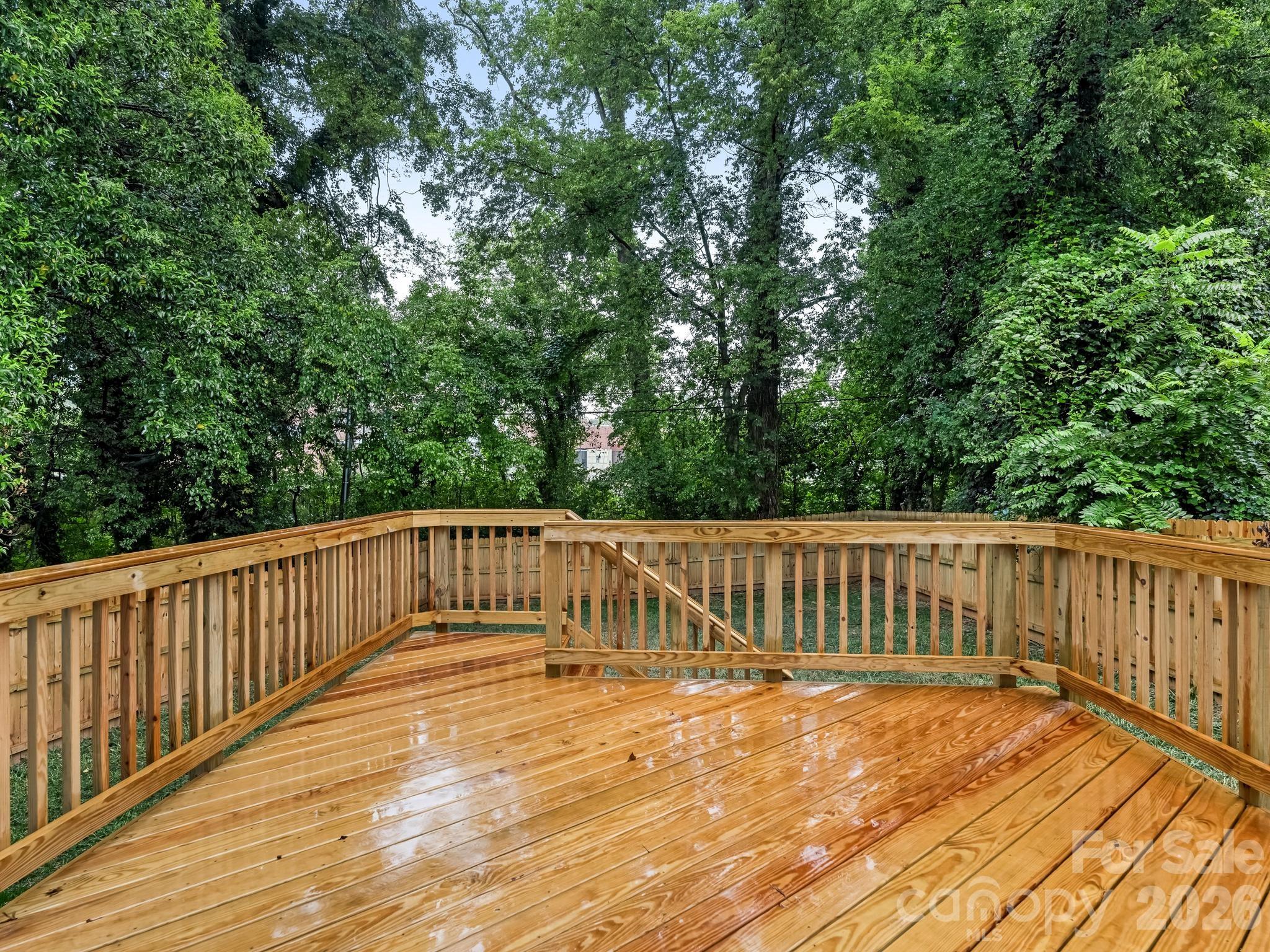 428 Woodvale Place