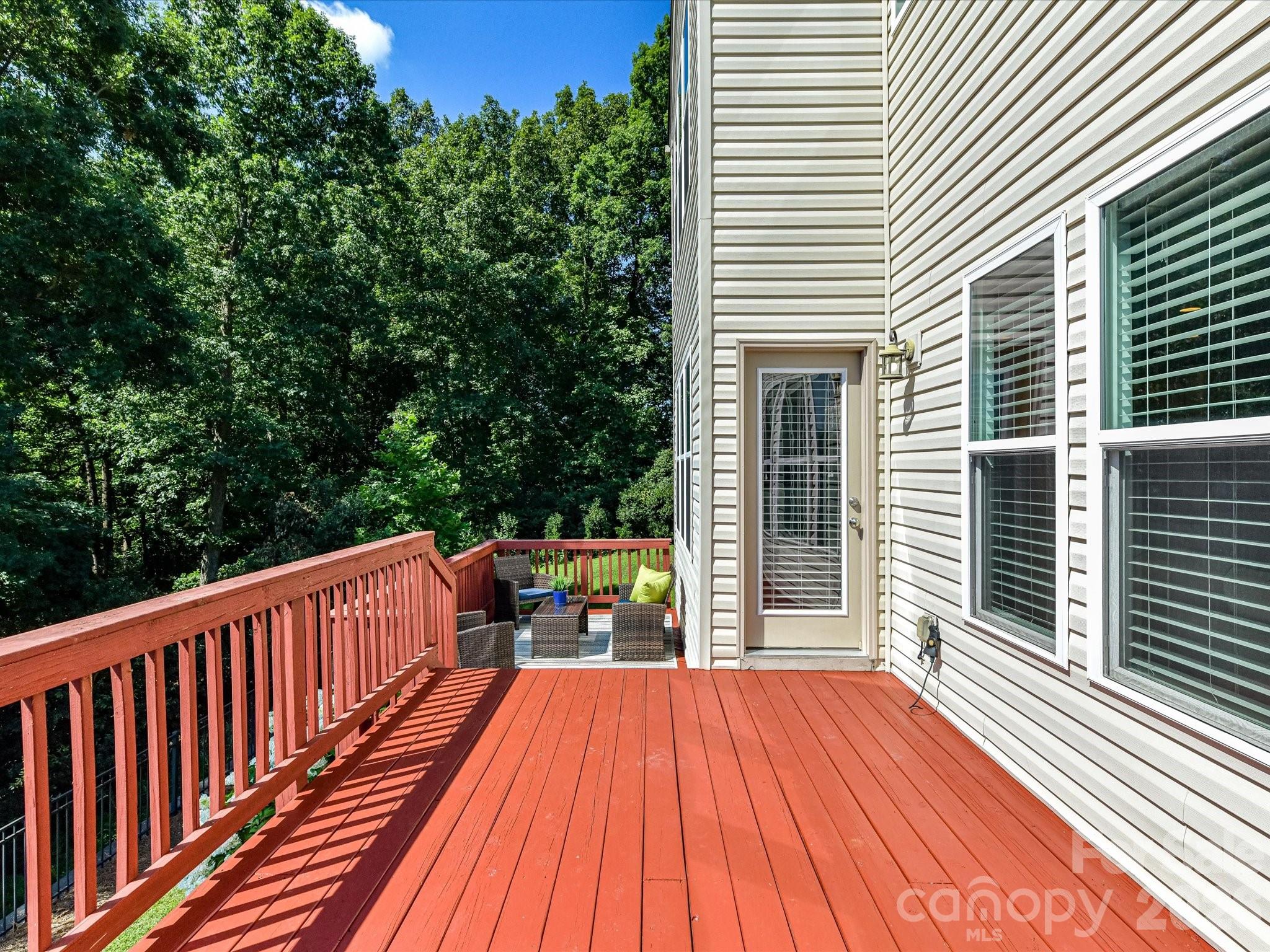 1806 Sunchaser Lane