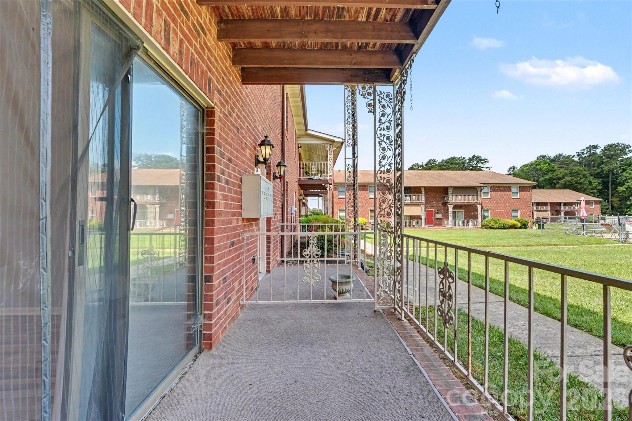 112 Briarcliff Drive