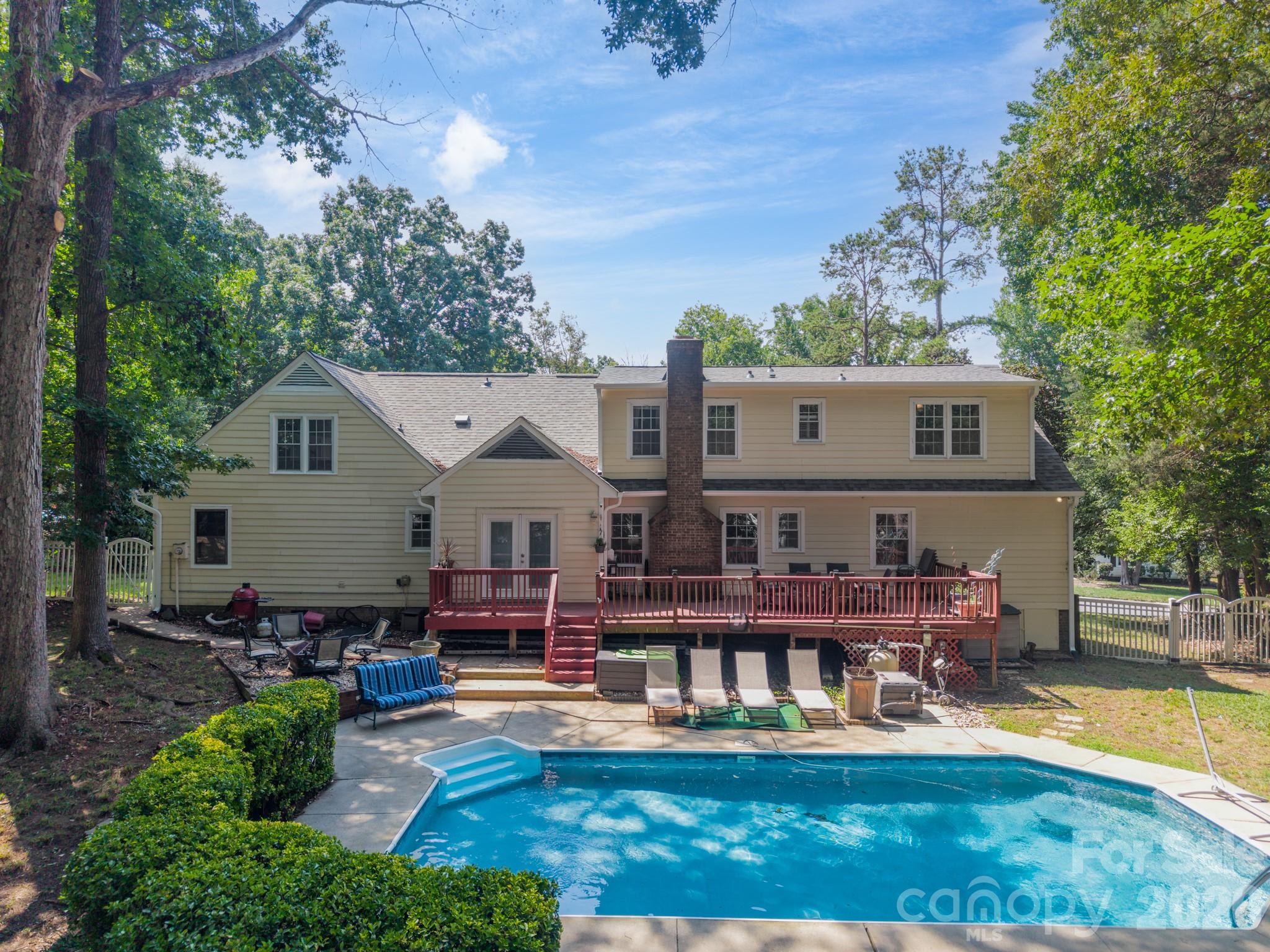 5815 Chapel Creek Court