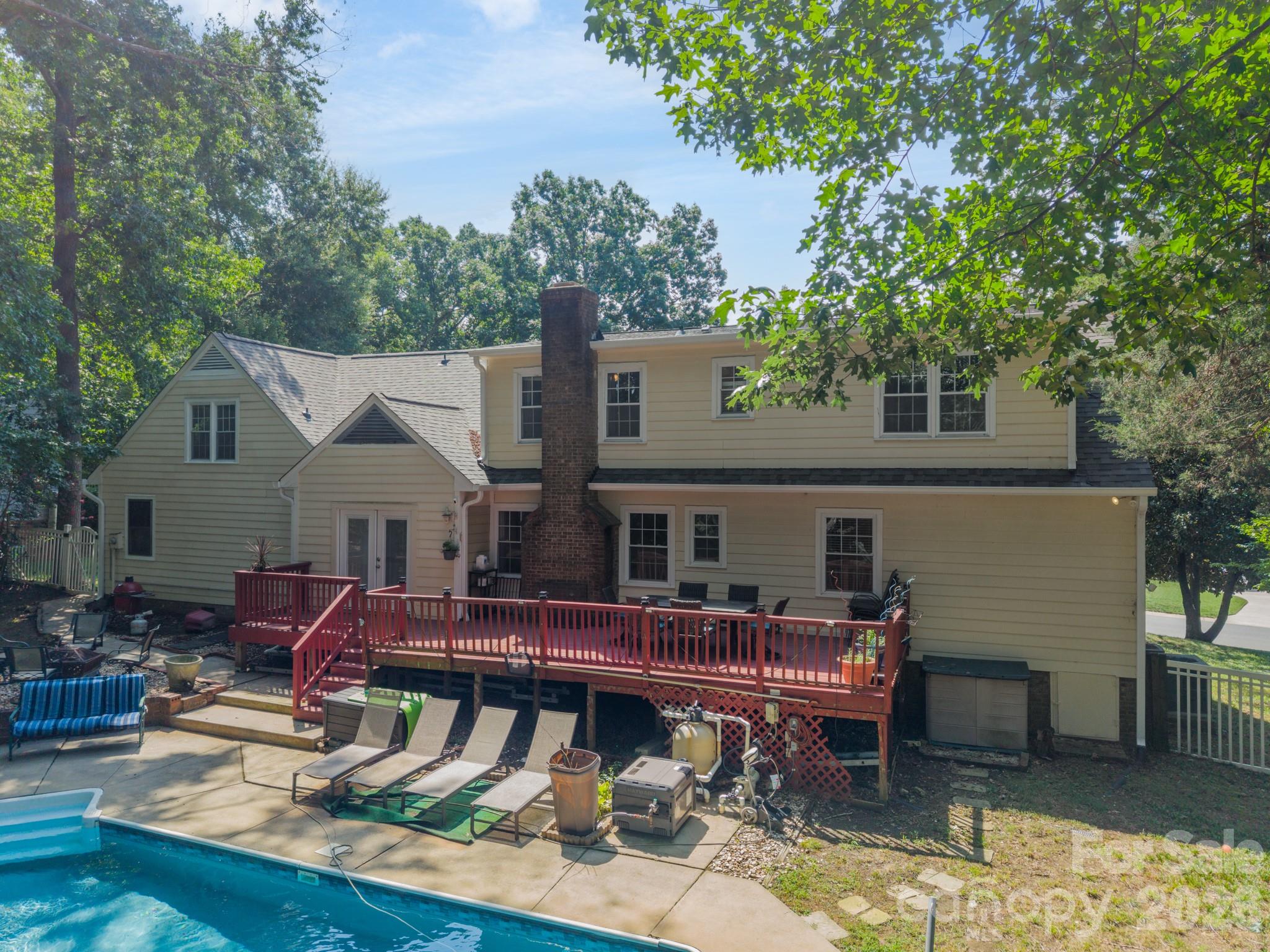 5815 Chapel Creek Court